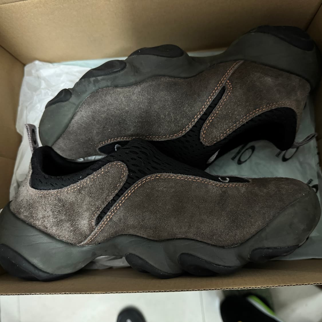 270 오클리 팩토리 팀 x 브레인 데드 스웨이드 플래시 자바 상품이미지1