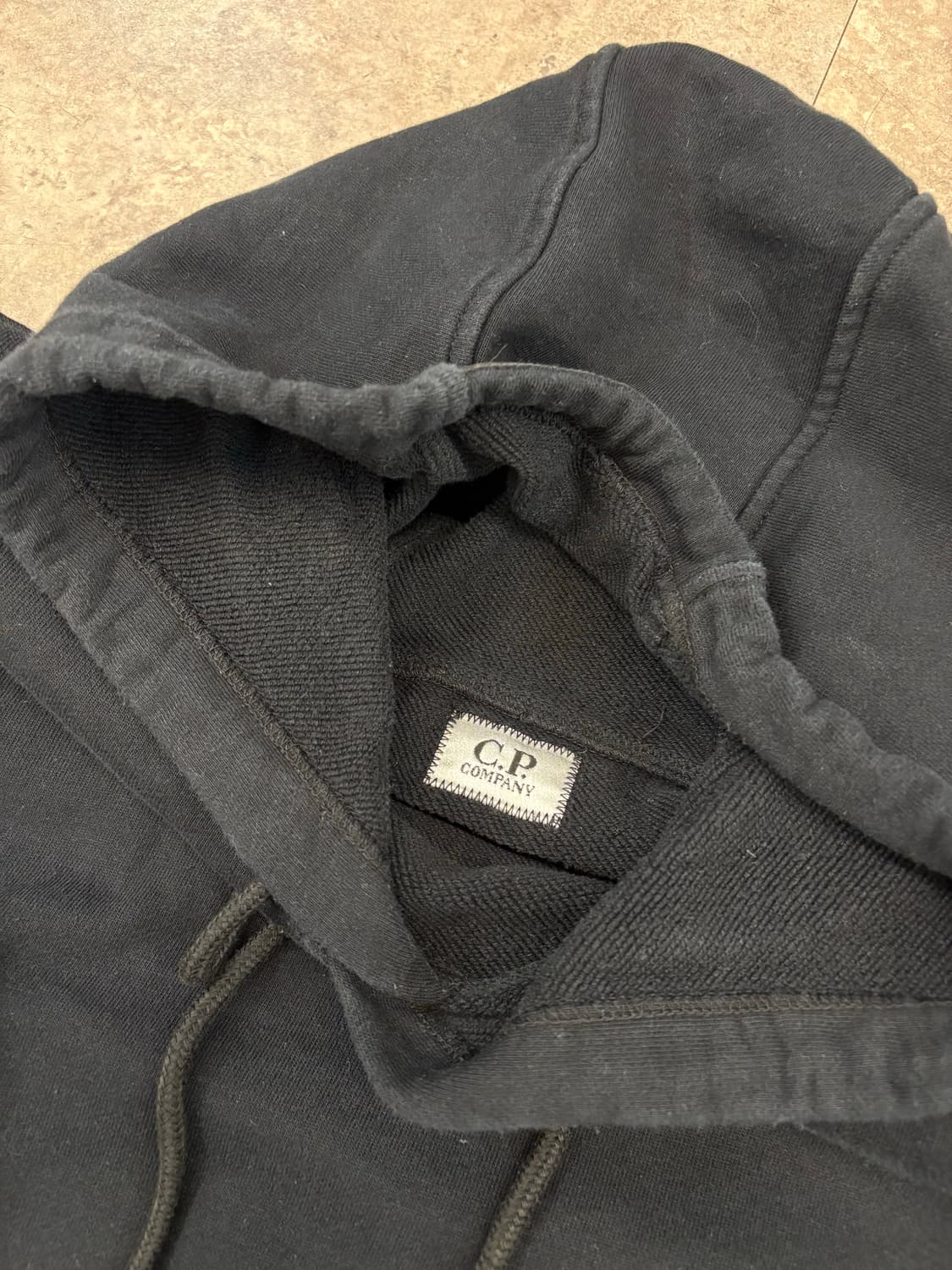 c.p. company 블랙 후드티 #csz4182 상품이미지5