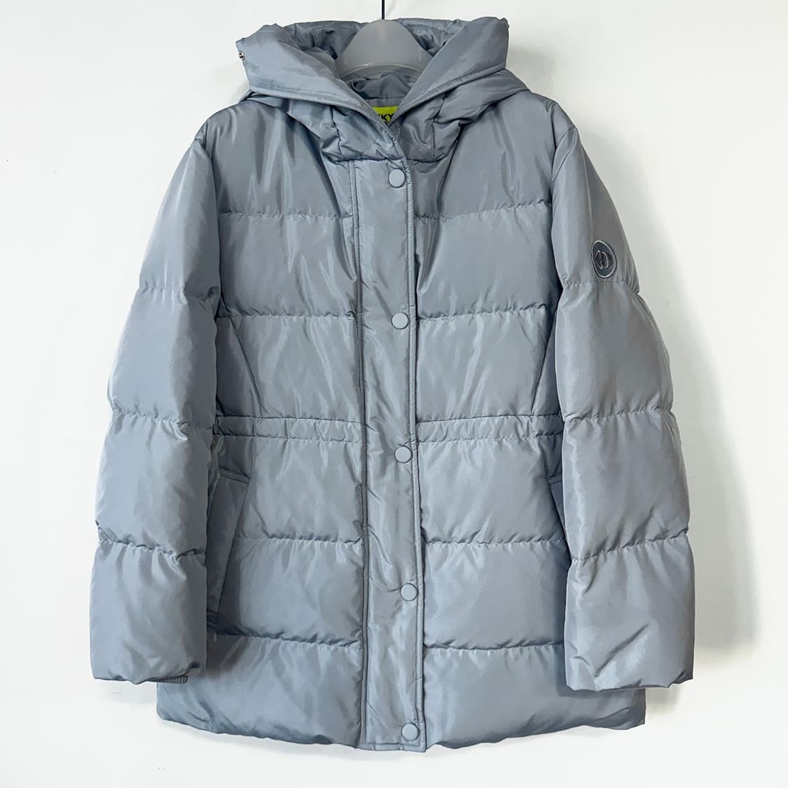 럭키슈에뜨 23 후드 다운 하프 패딩 점퍼 상품이미지1