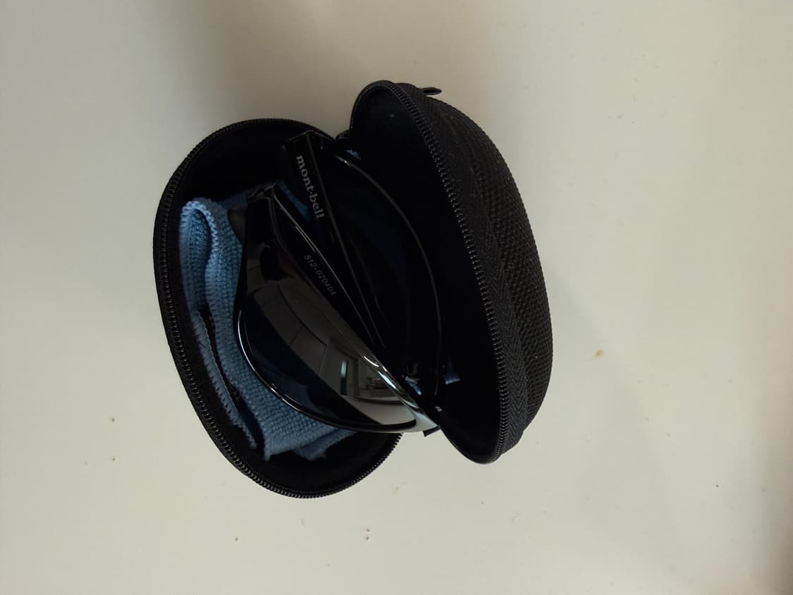 몽벨 접이식 선글라스 블랙 상품이미지2