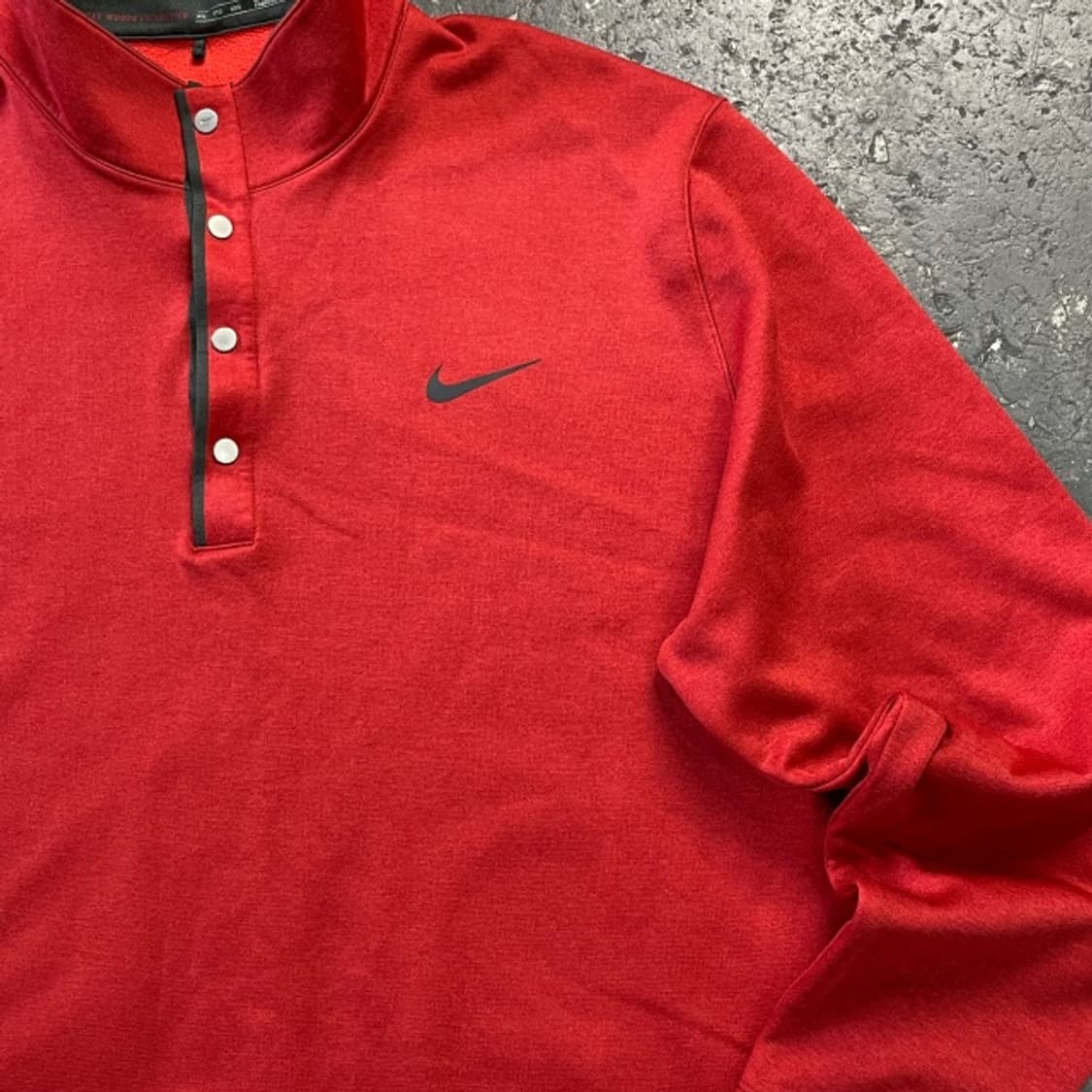 105 나이키 타이거우즈 반버튼 카라티  상품이미지2