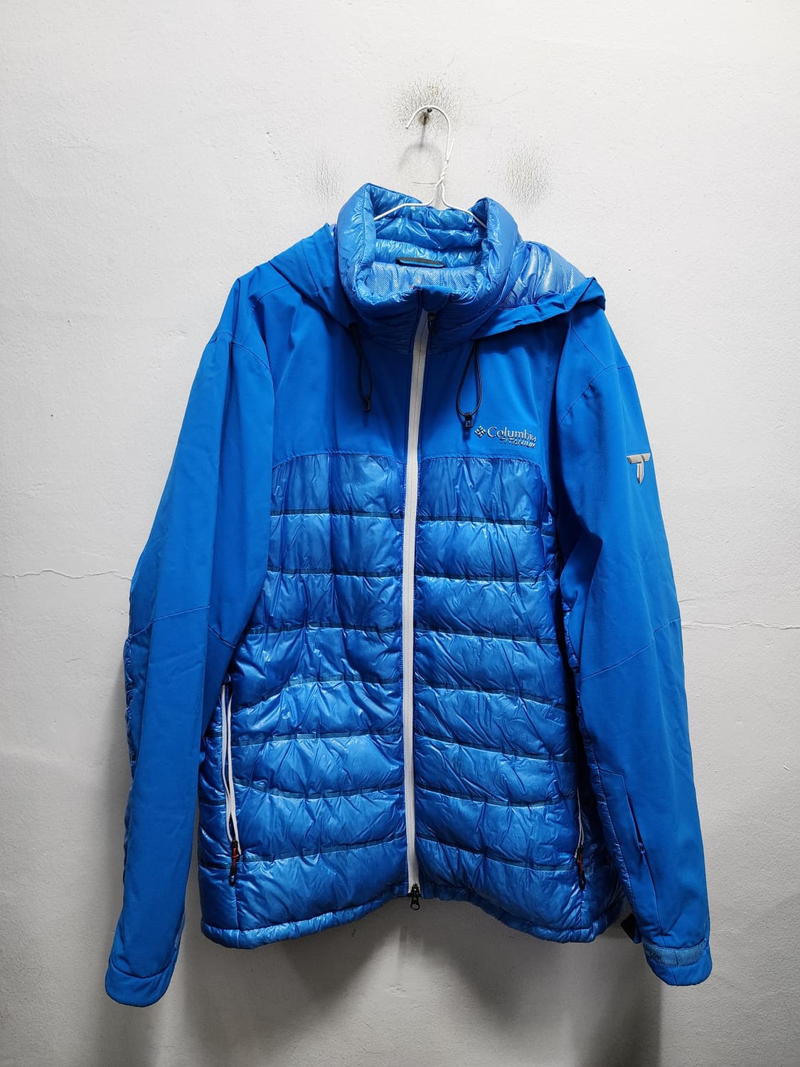 컬럼비아 티타늄 터보다운 경량패딩 상품이미지1