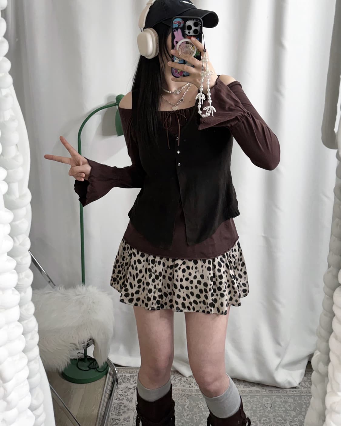 딥 브라운 웨스턴 무드 플리츠 베스트 상품이미지3