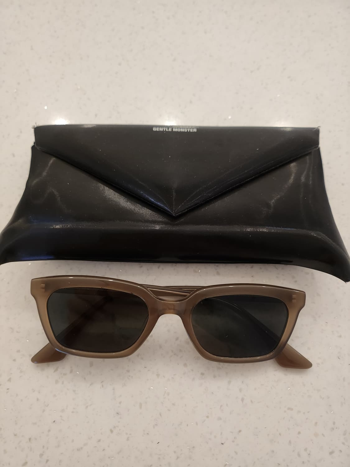 젠틀몬스터휴이 상품이미지1