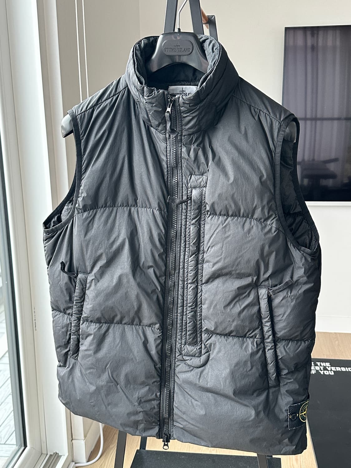 [105] 스톤아일랜드 20FW 크링클랩스 패딩 베스트 상품이미지2