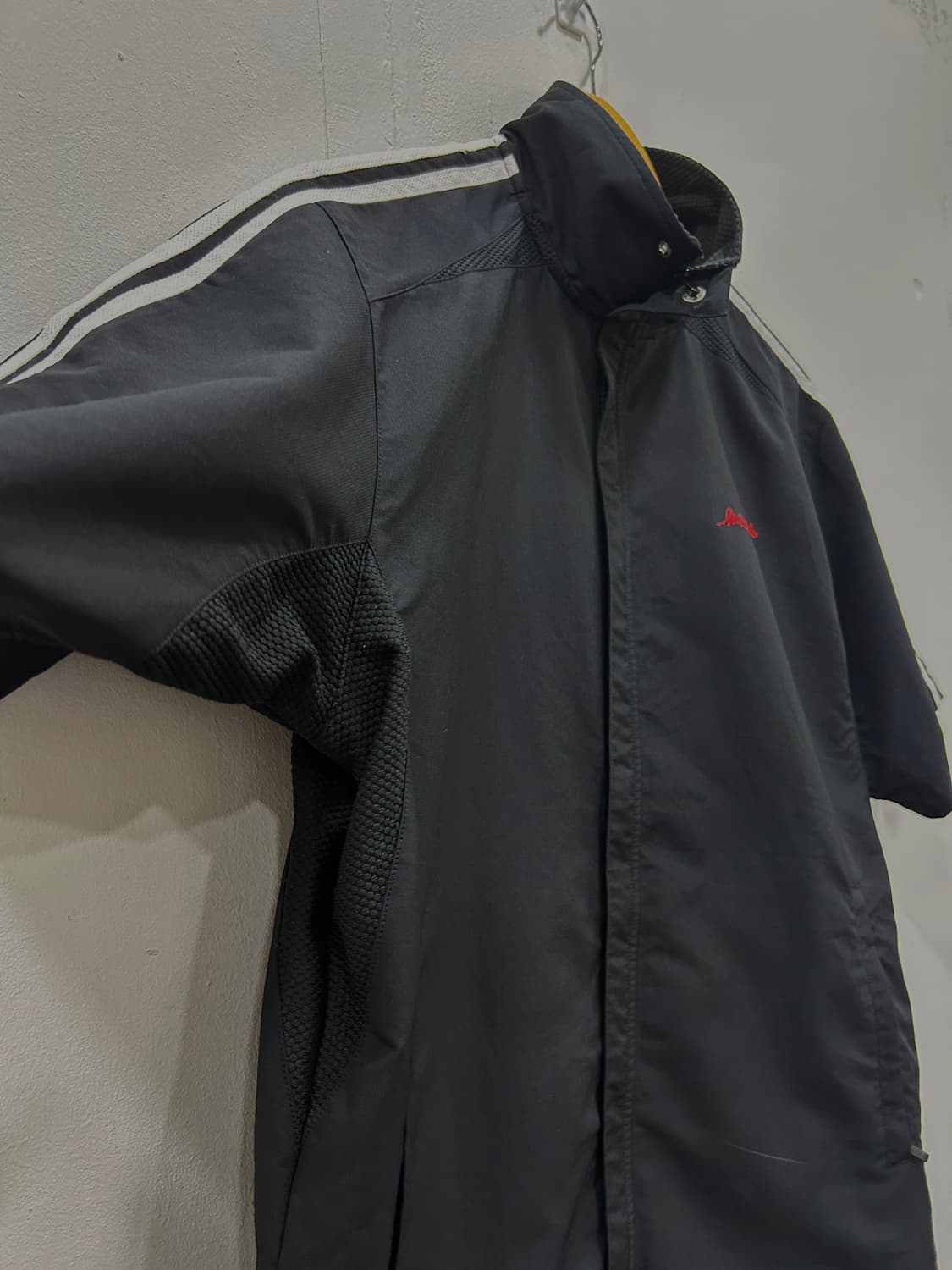 아디다스 우븐 바람막이 반팔 집업 자켓 점퍼 검흰 상품이미지3