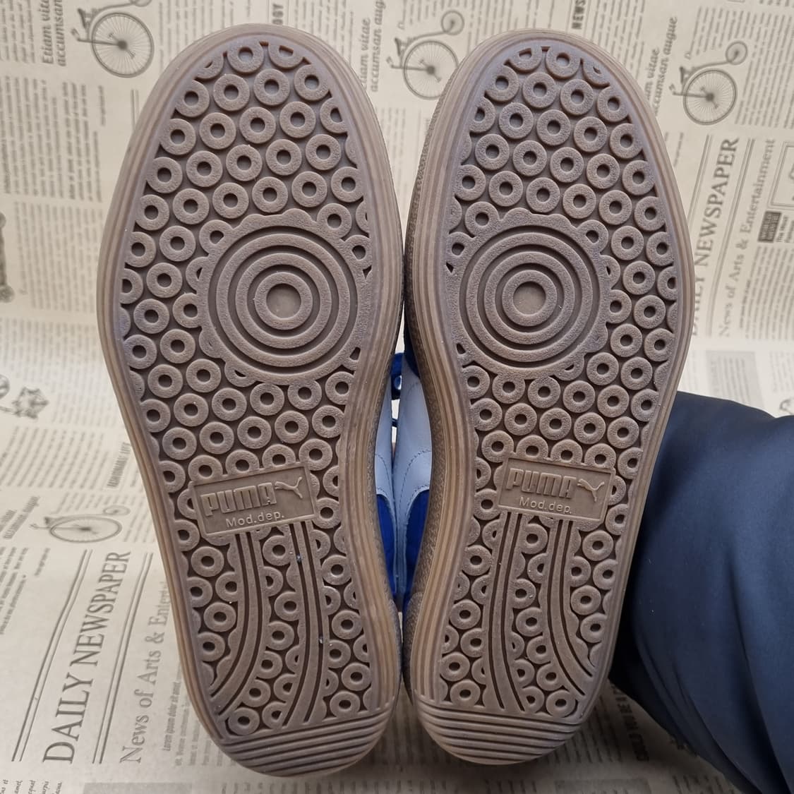 새상품급 푸마 팔레르모 스니커즈250 상품이미지3