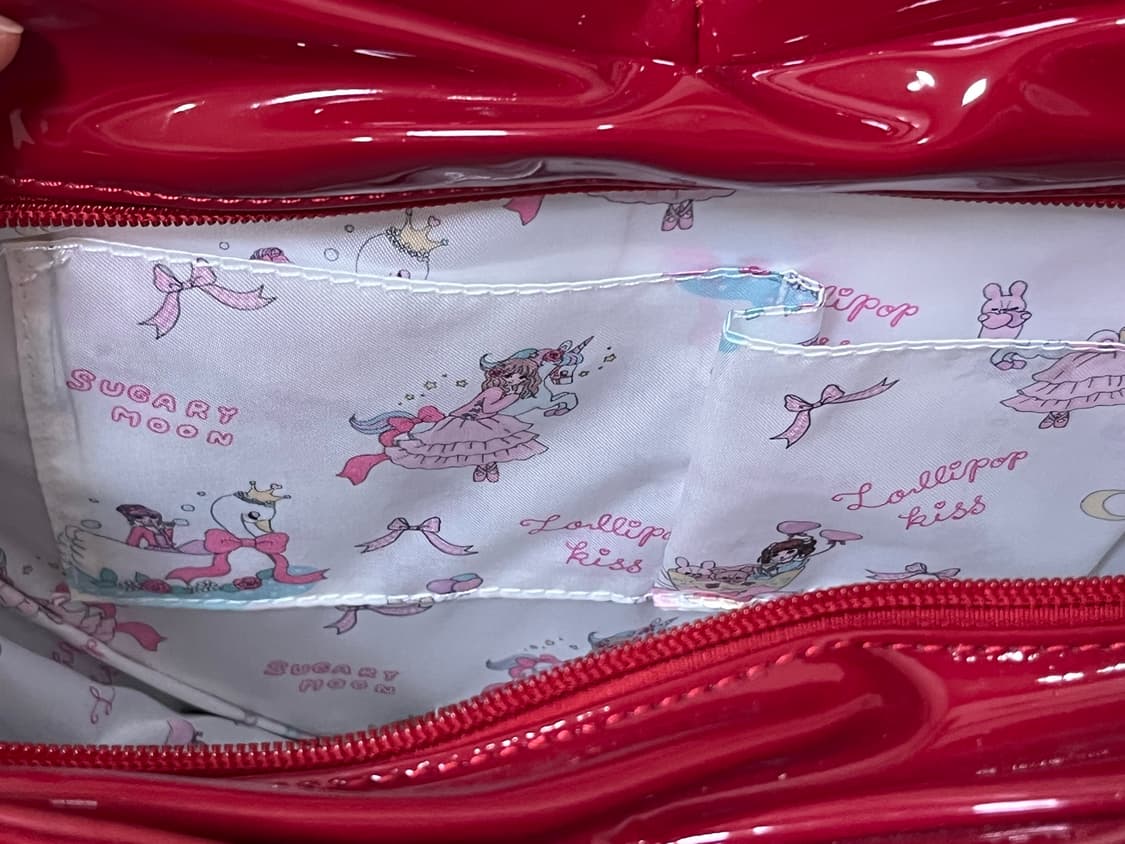 디어마이러브 디마럽 레드 에나멜 퀼팅 발렌타인데이 하트백 상품이미지5