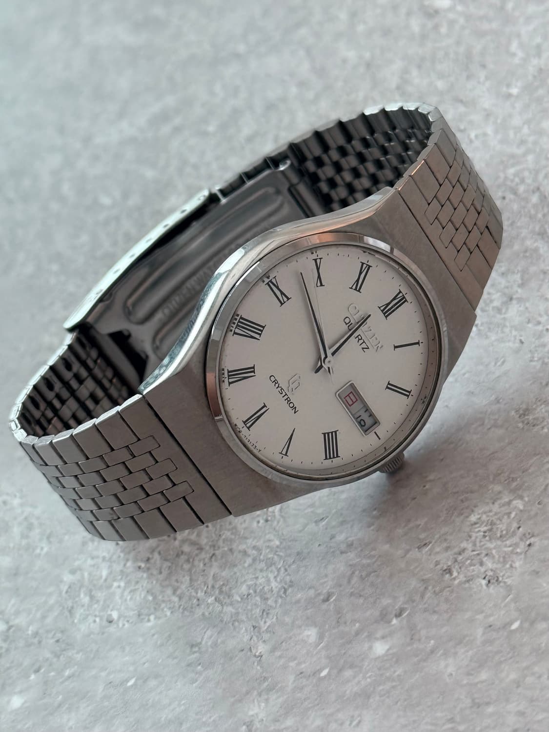 Citizen 시티즌 CRYSTRON Quartz Day-Date 상품이미지4