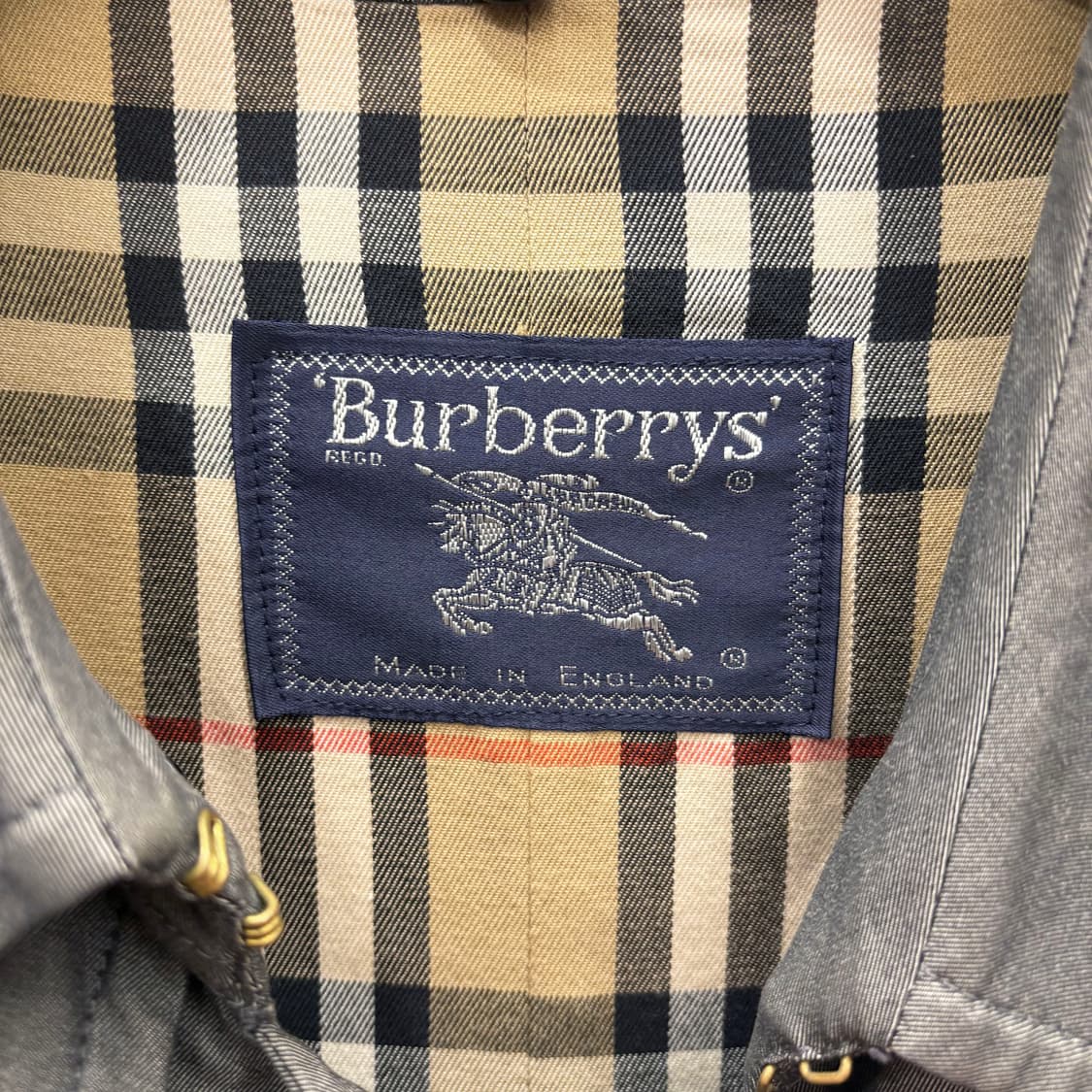 버버리 더블 브레스티드 트렌치 코트 허리 벨트 스트랩 디링 디테일 그레이 상품이미지6