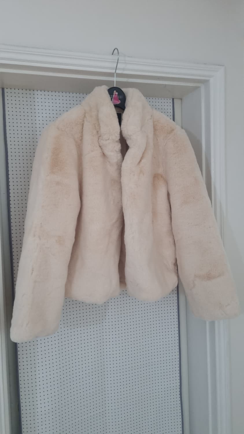 FOREVER21 아이보리 에코퍼 자켓 상품이미지2