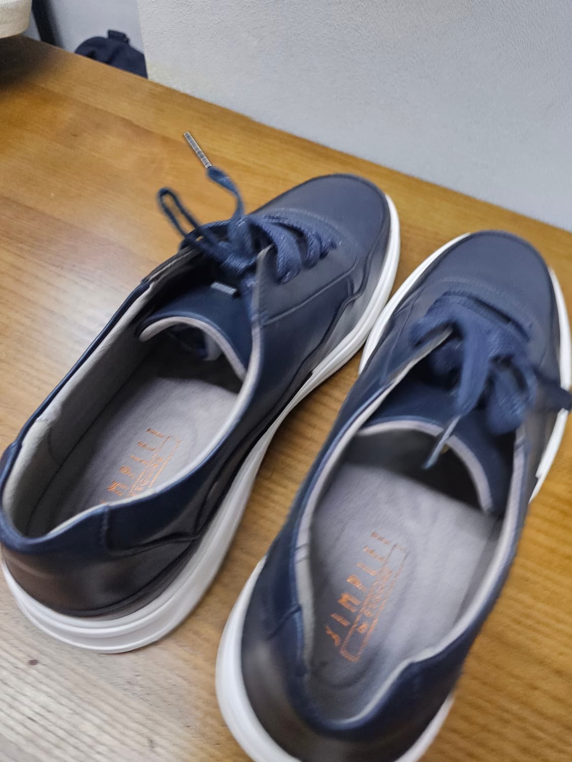 에스콰이어 심플리트 가죽 스니커즈 컴포트화 상품이미지6