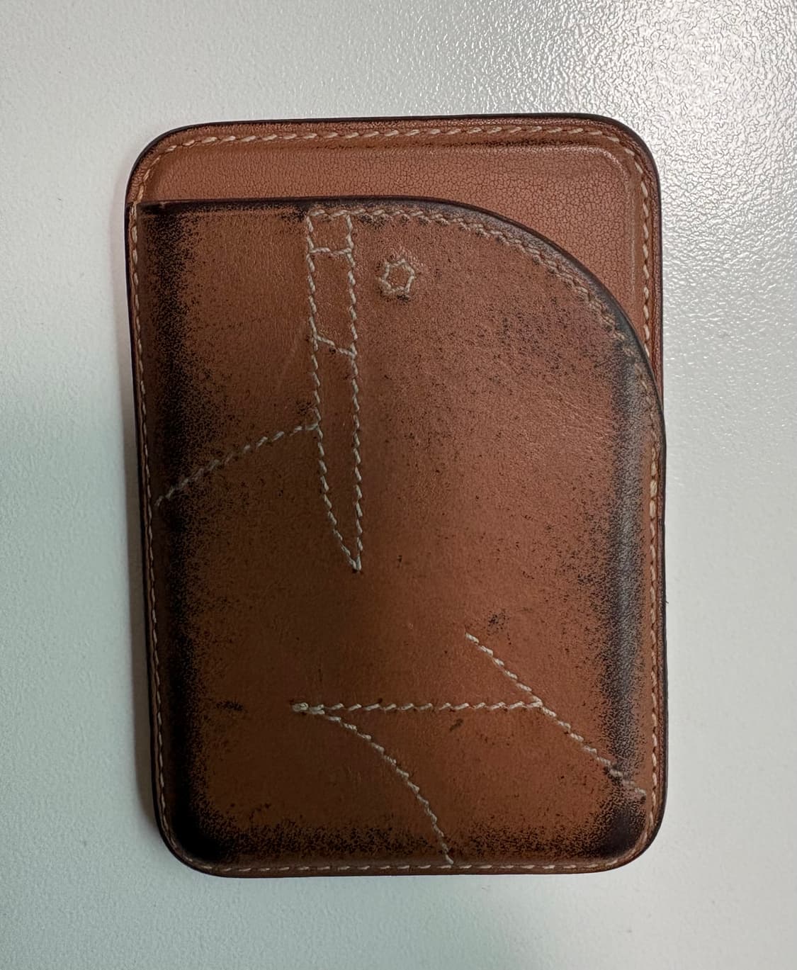 에르메스 애플 맥세이프 카드 홀더 지갑 바다코끼리 상품이미지2