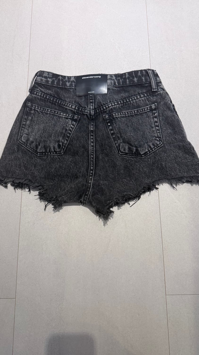 알렉산더왕 바이트 반바지 블랙 25 상품이미지2