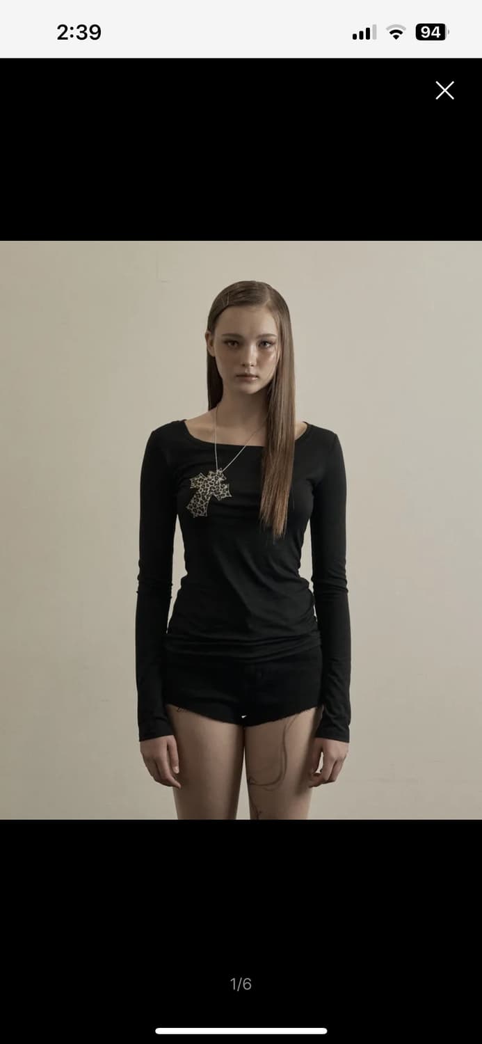 일리오 Black leopard cross necklace top 상품이미지1