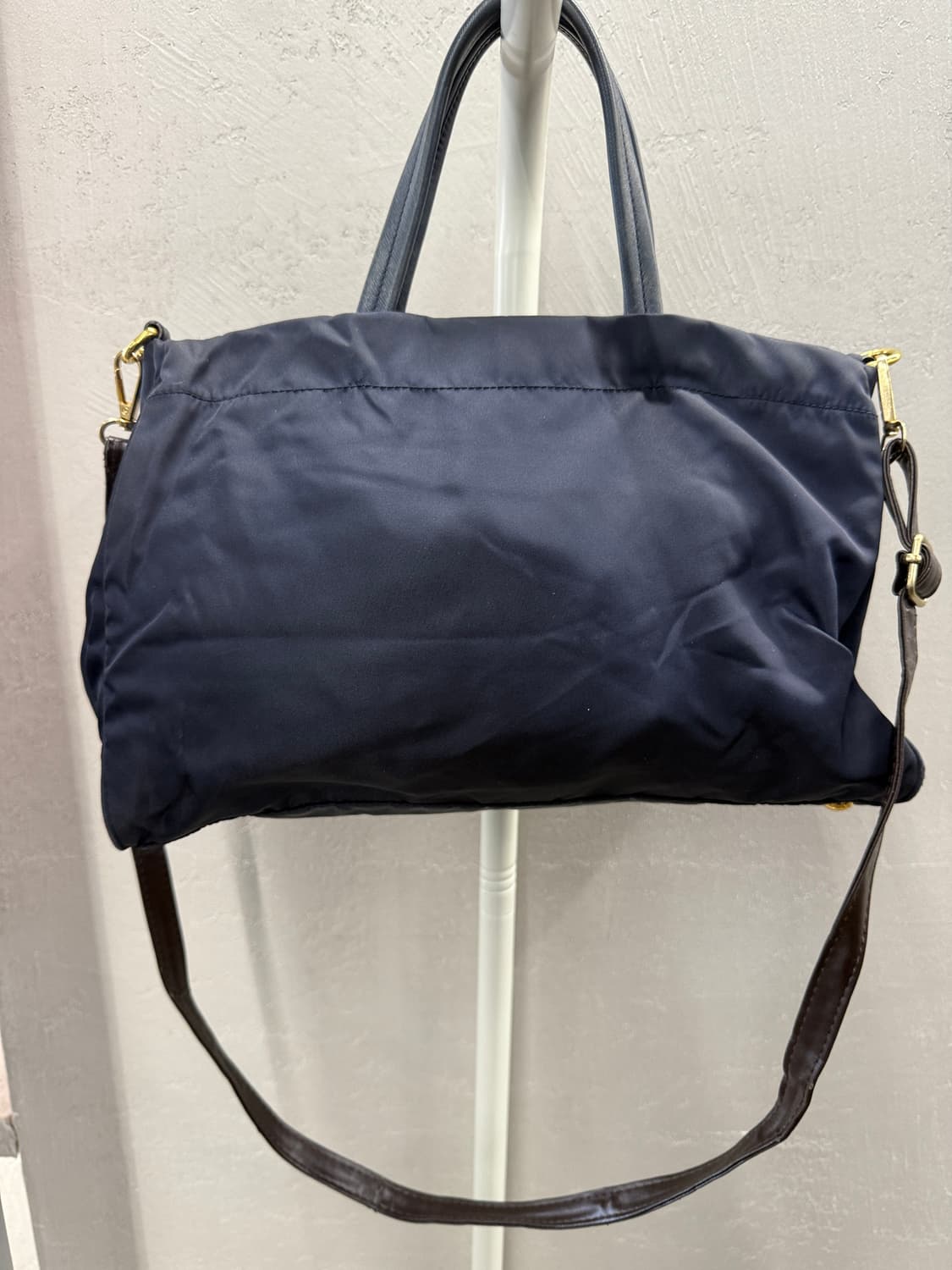 프라다 정품 포코노 토트백 네이비 M 상품이미지3