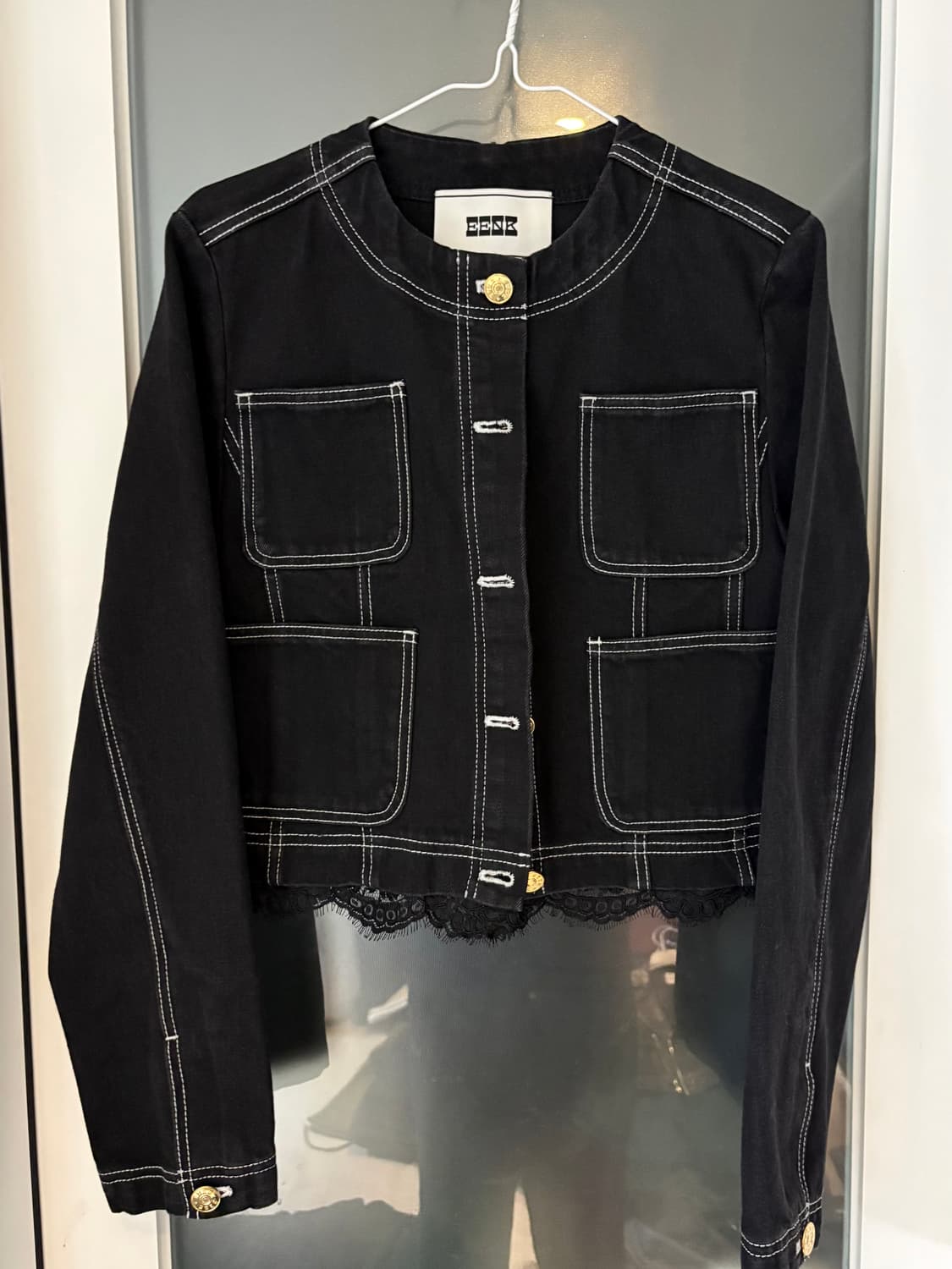 EENK 블랙 데님 레이스 크롭 자켓 상품이미지1