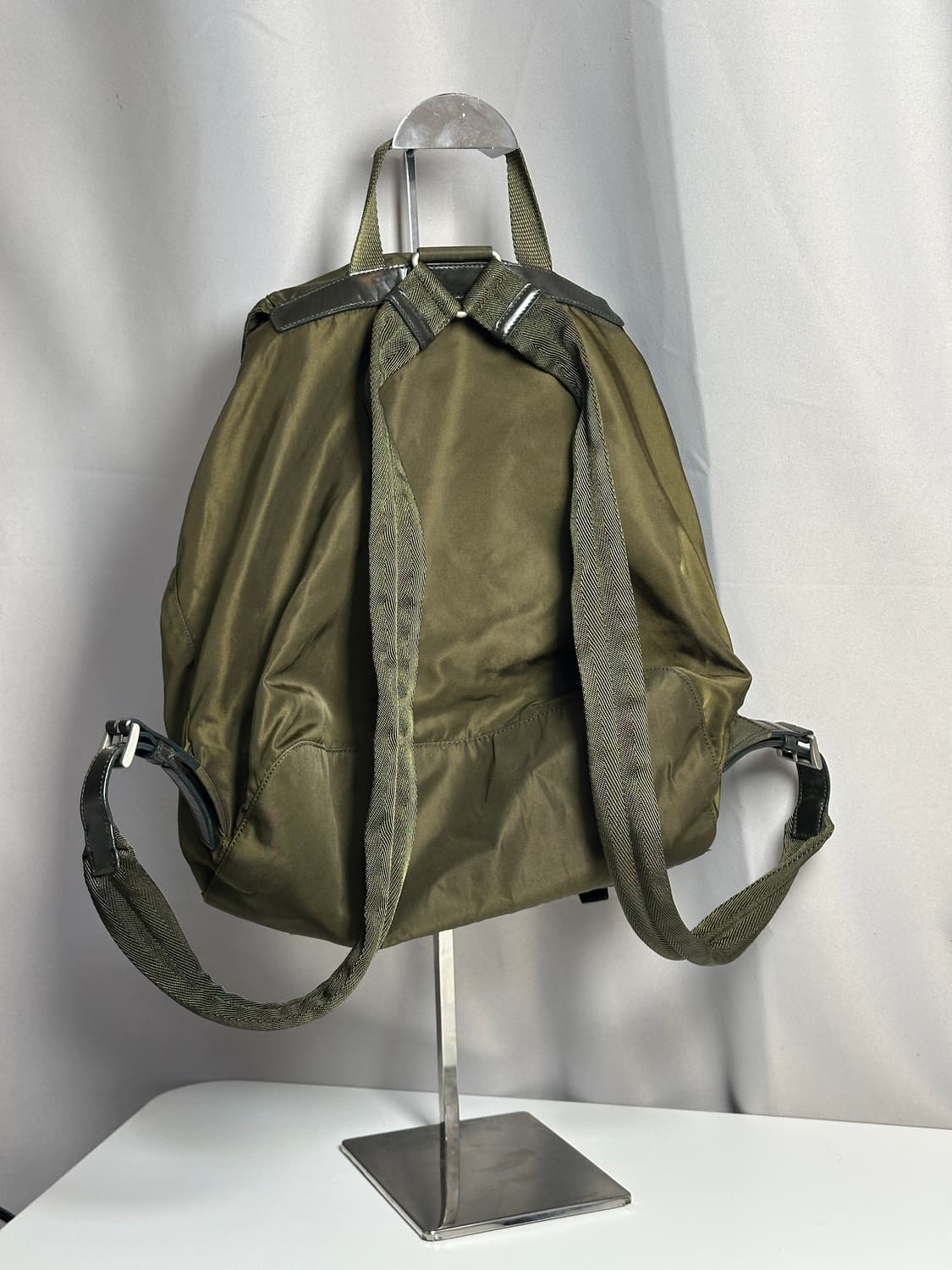 프라다 테수토 나일론 백팩 카키 상품이미지4