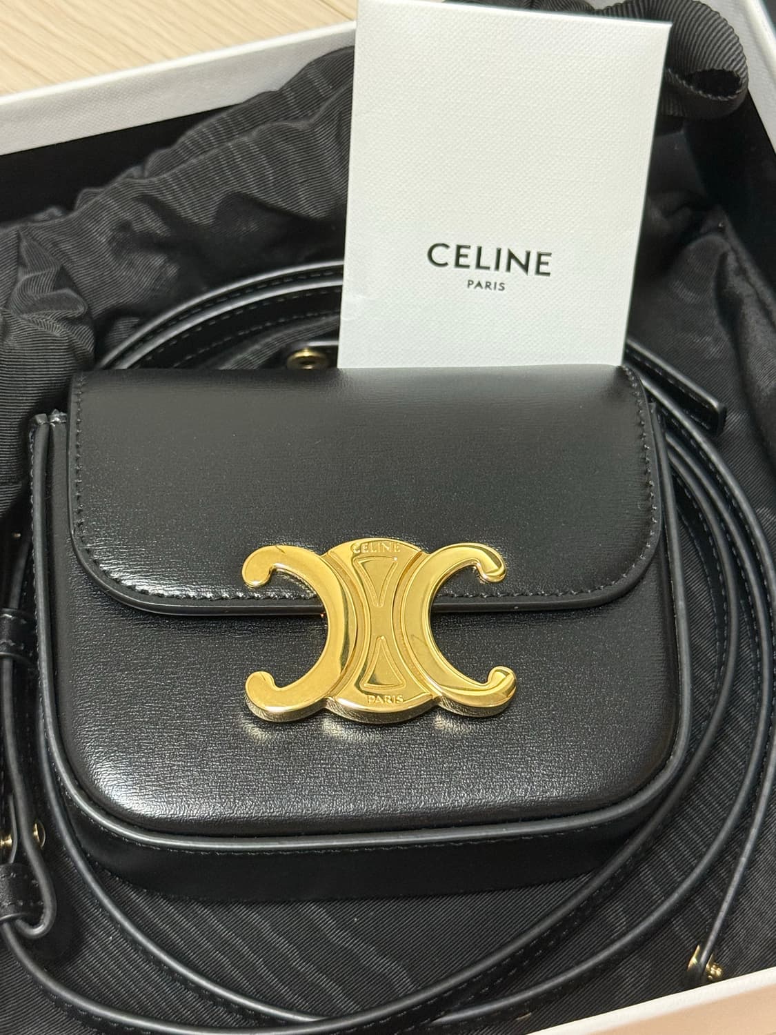 셀린느 트리옹프 미니백 상품이미지1