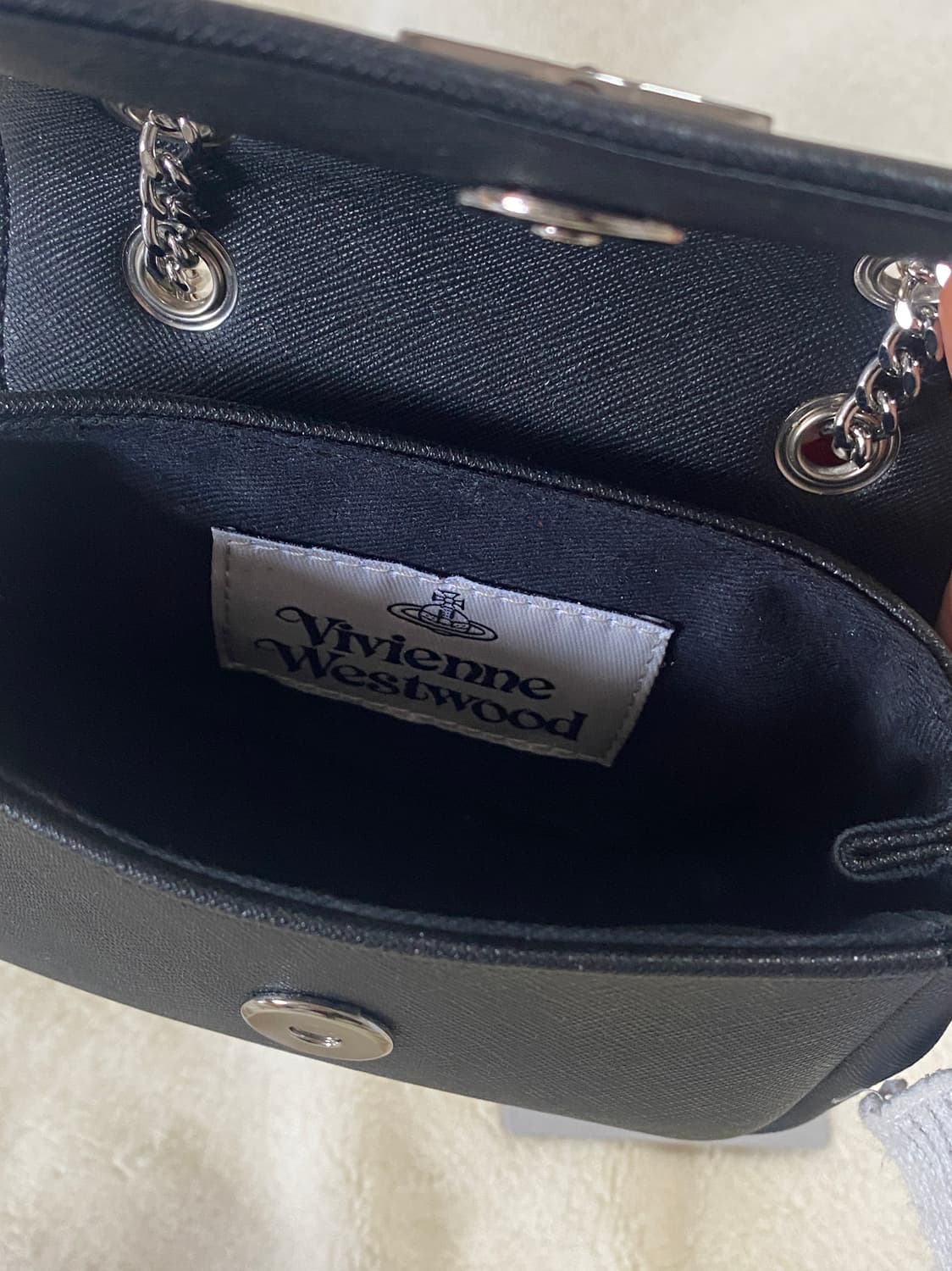 비비안 웨스트우드 사피아노 바이오그린 스몰 퍼스 크로스백 상품이미지6