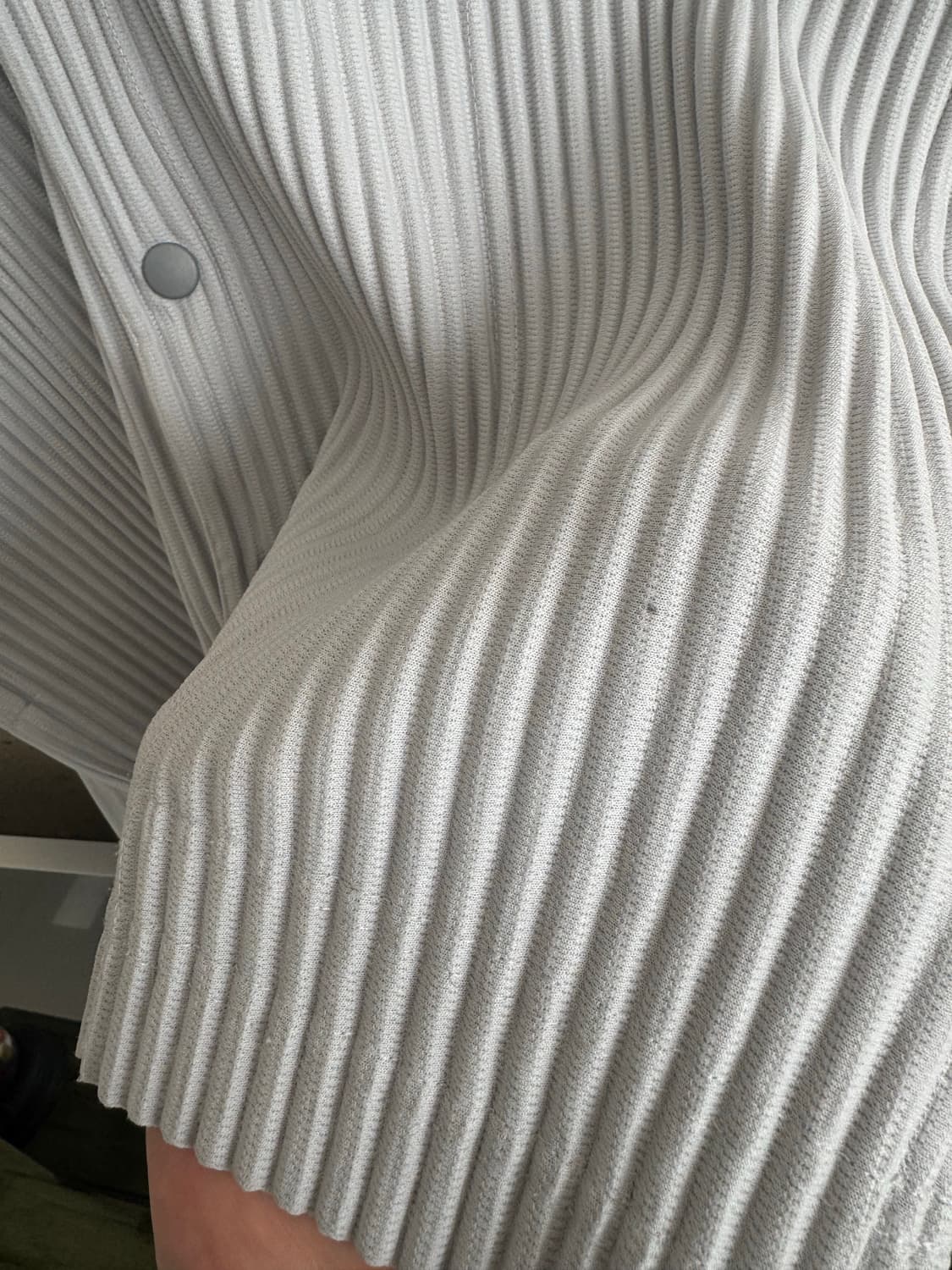 옴므 플리세 플리츠 가디건 그레이 상품이미지2