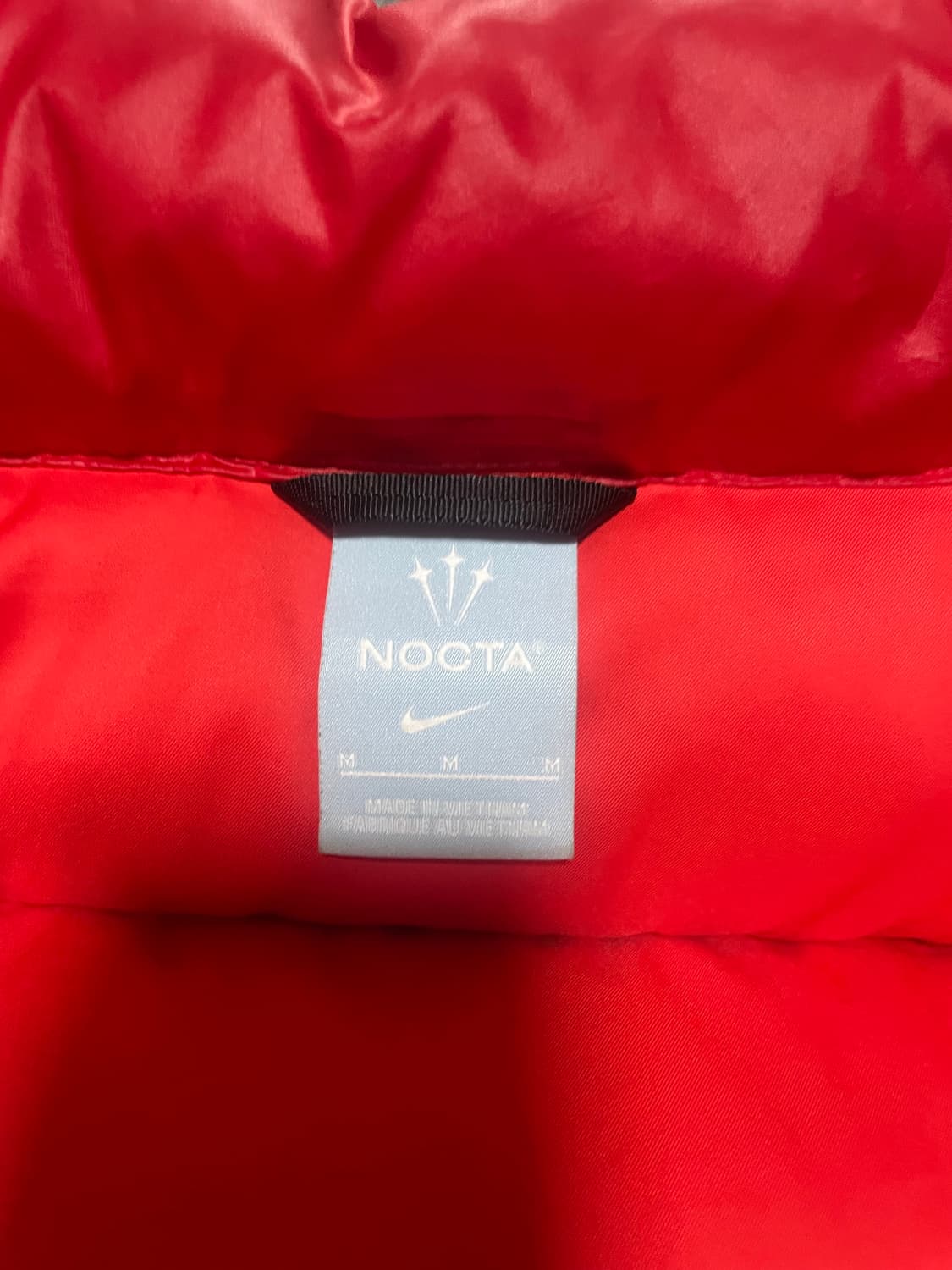 나이키 녹타 레드 푸퍼 패딩 상품이미지2