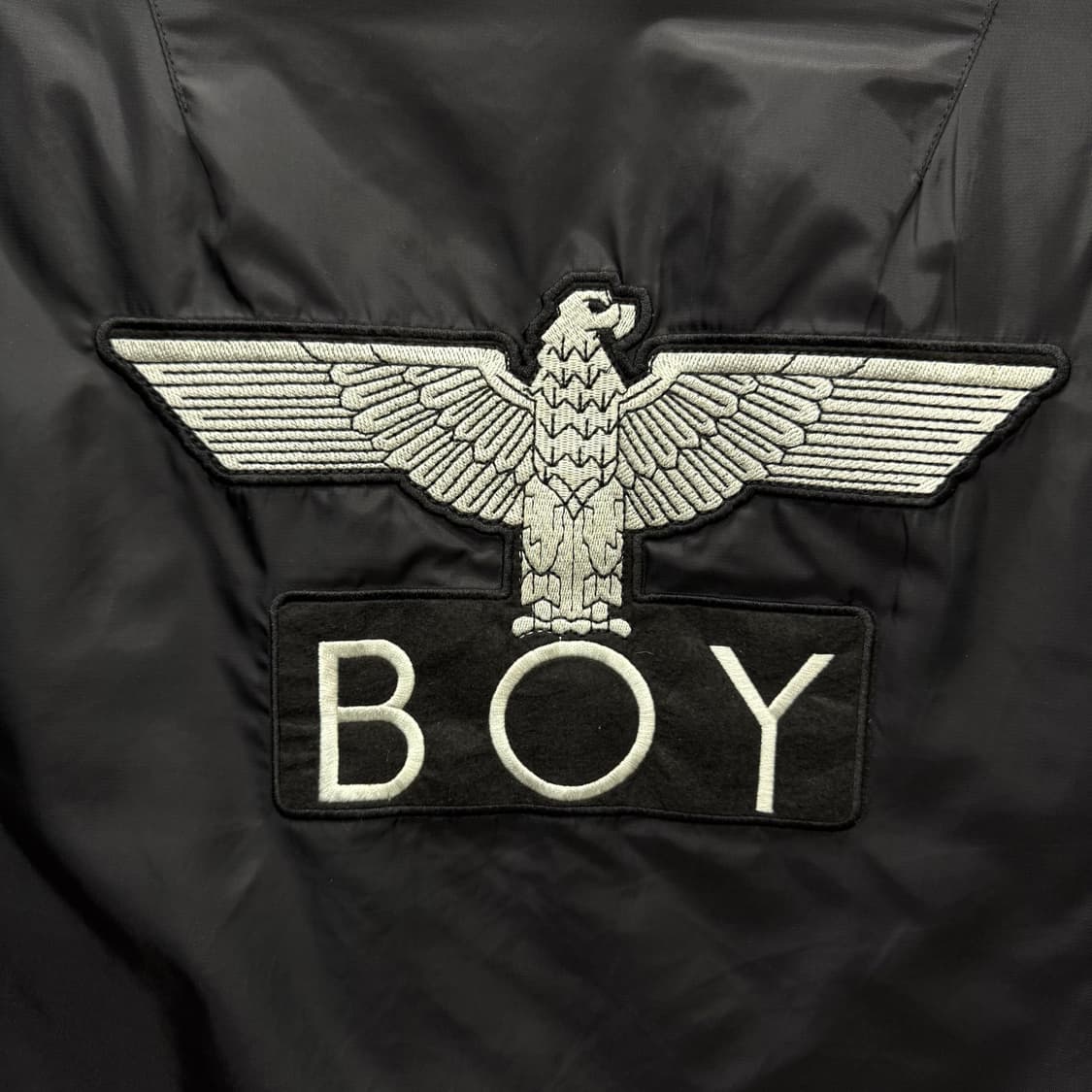 보이 런던 항공 점퍼 봄버 자켓 후면 빅로고 포인트 블랙 상품이미지6