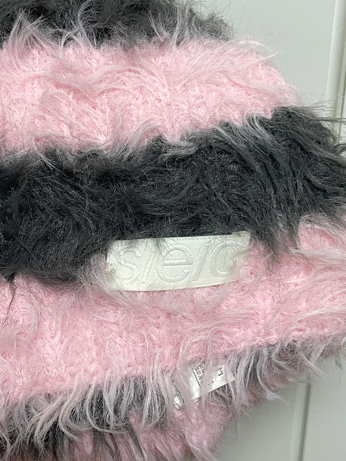 에스이오 SEO Fuzzy Stripe Beanie Pink OS 상품이미지6