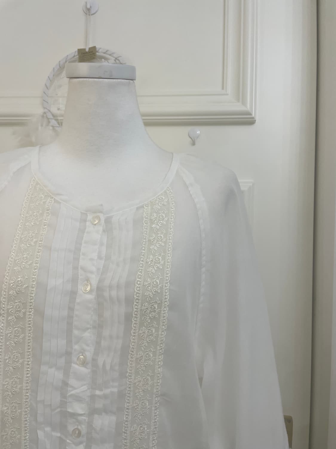 white cotton lace point reglan blouse 상품이미지7