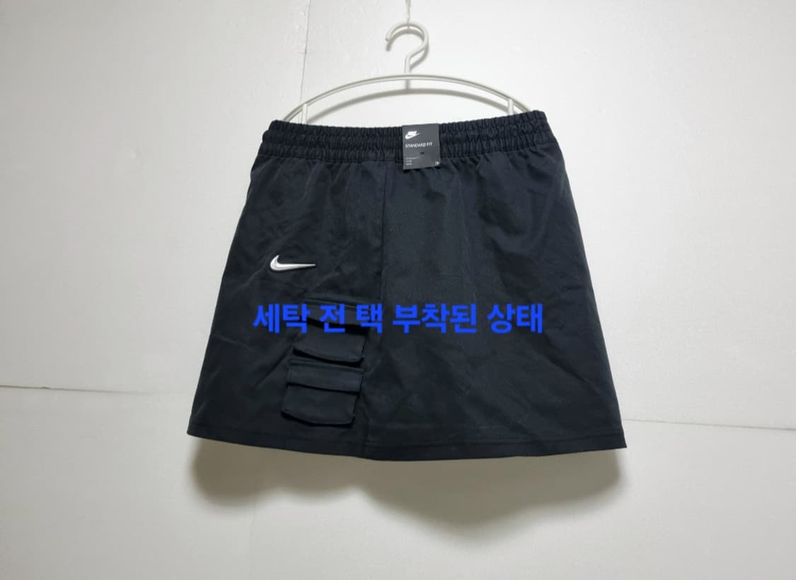 여성 새상품 나이키 정가7만  레어 3D실버스우시 포켓 스커트 치마 상품이미지9