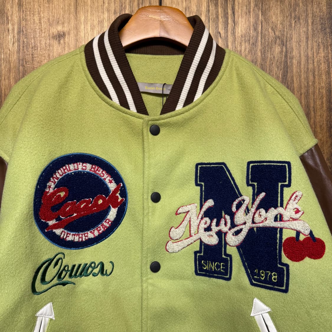 patch detail leather bomber jacket 상품이미지3