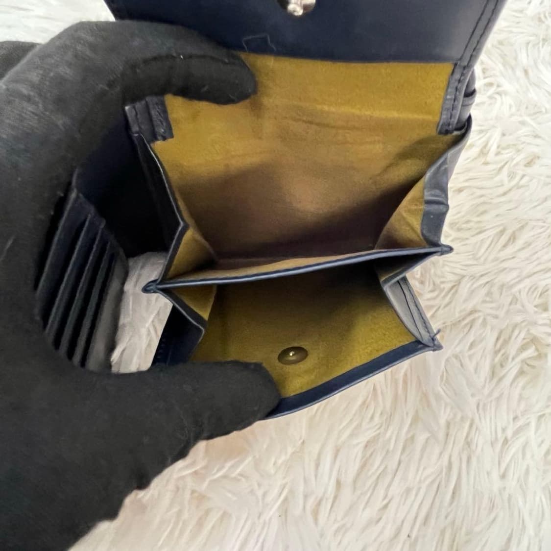 비비안 웨스트우드 레터링 가죽 지갑 상품이미지8