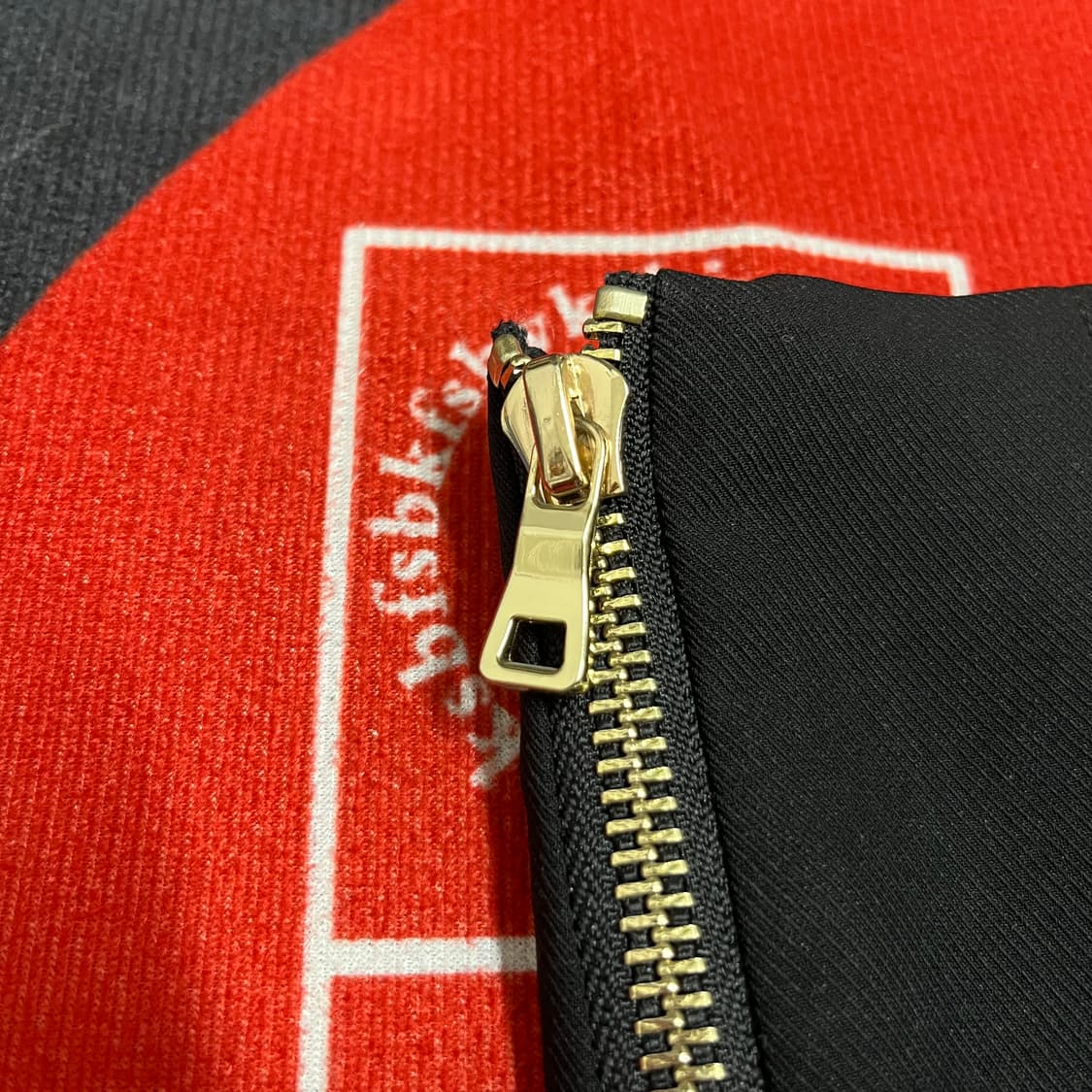 발망 12버튼 블랙 울 미니스커트 상품이미지2