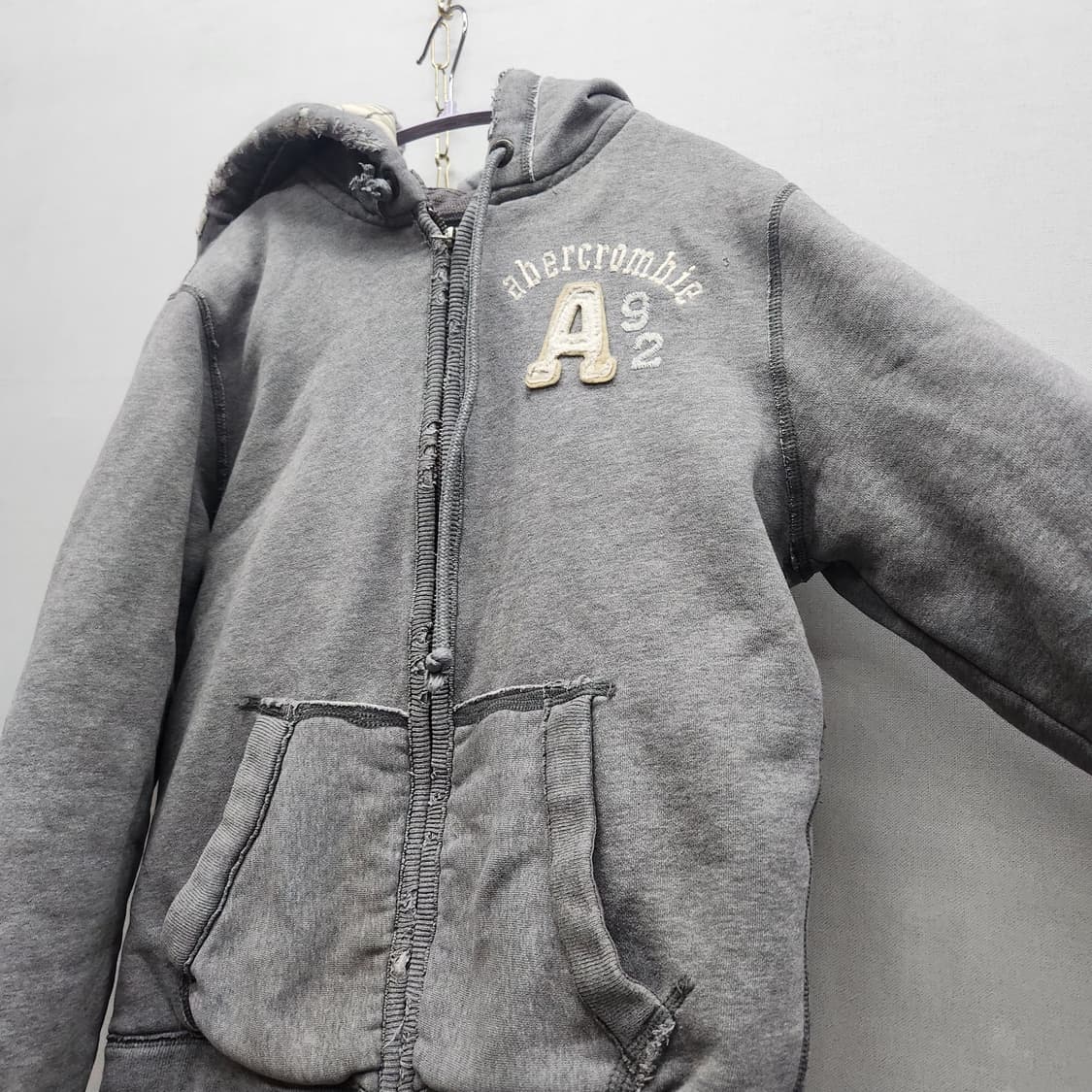 아베크롬비 로고자수 빈티지 후드집업 L(M) 상품이미지2