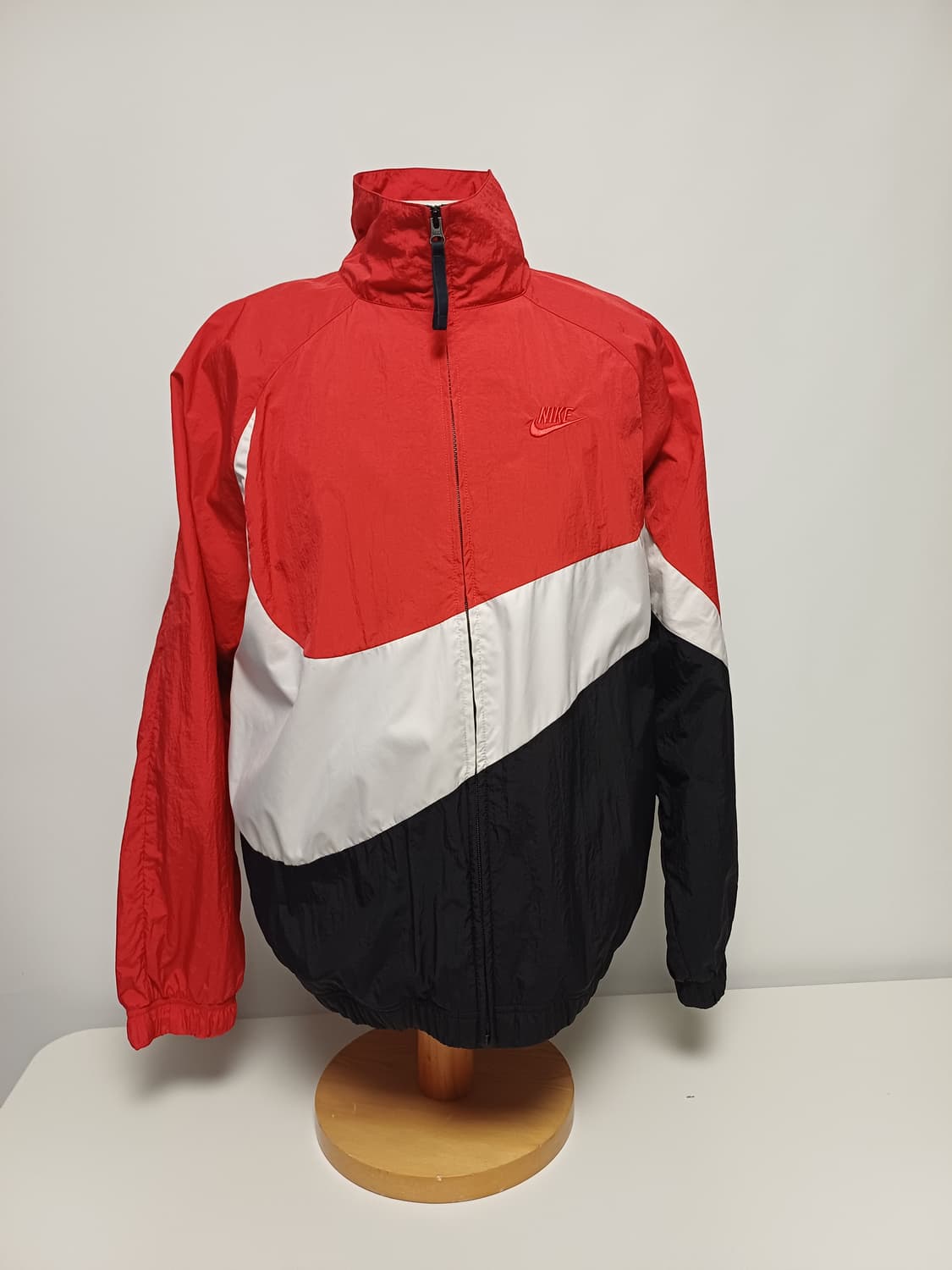 [95] 나이키 빅스우시 올드스쿨 윈드브레이커 상품이미지1