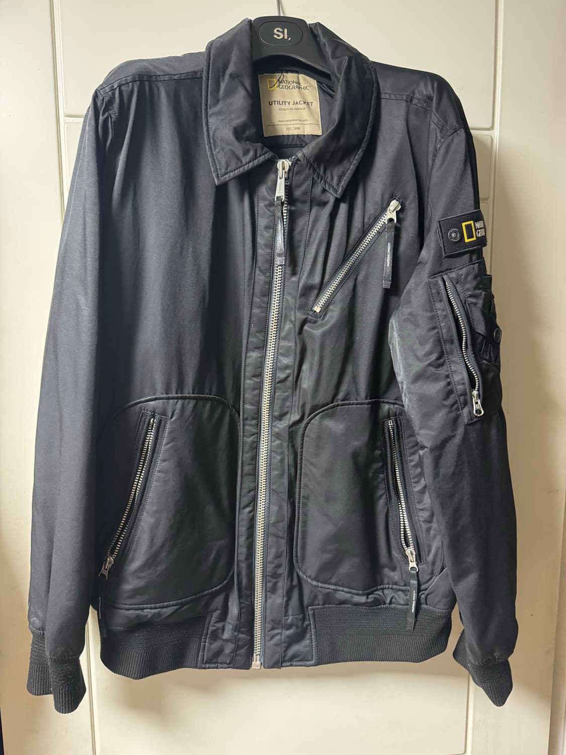 네셔널 지오그래픽 봄버 상품이미지1