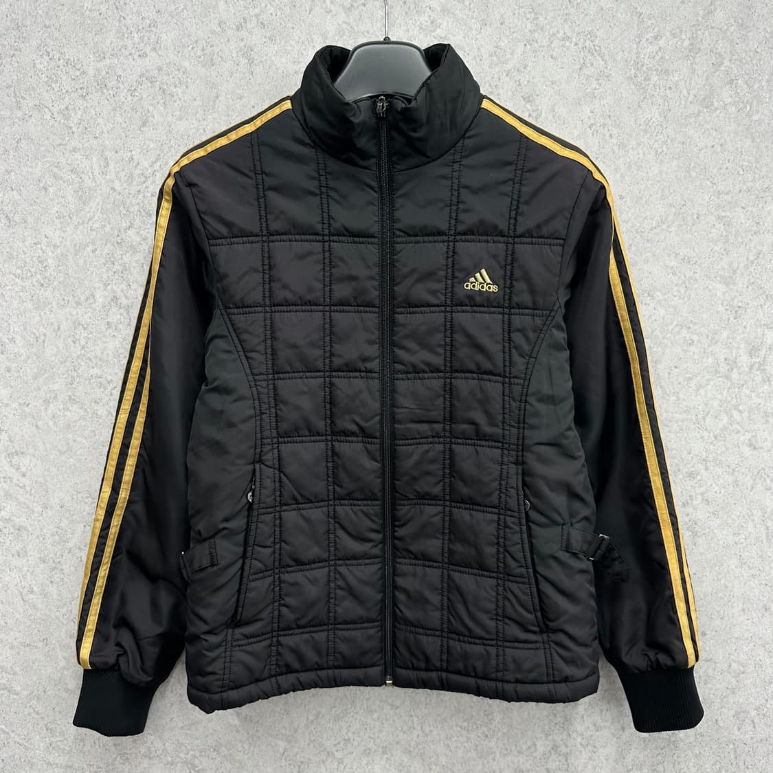 95 아디다스 올드스쿨 여자 누빔 점퍼 상품이미지1