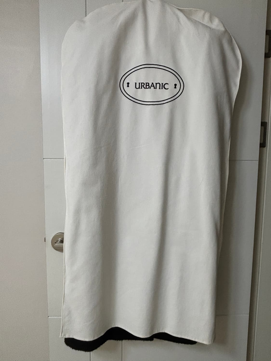 [미착] 얼바닉30 카센티노 마렘마 블랙 더블 코트 상품이미지3