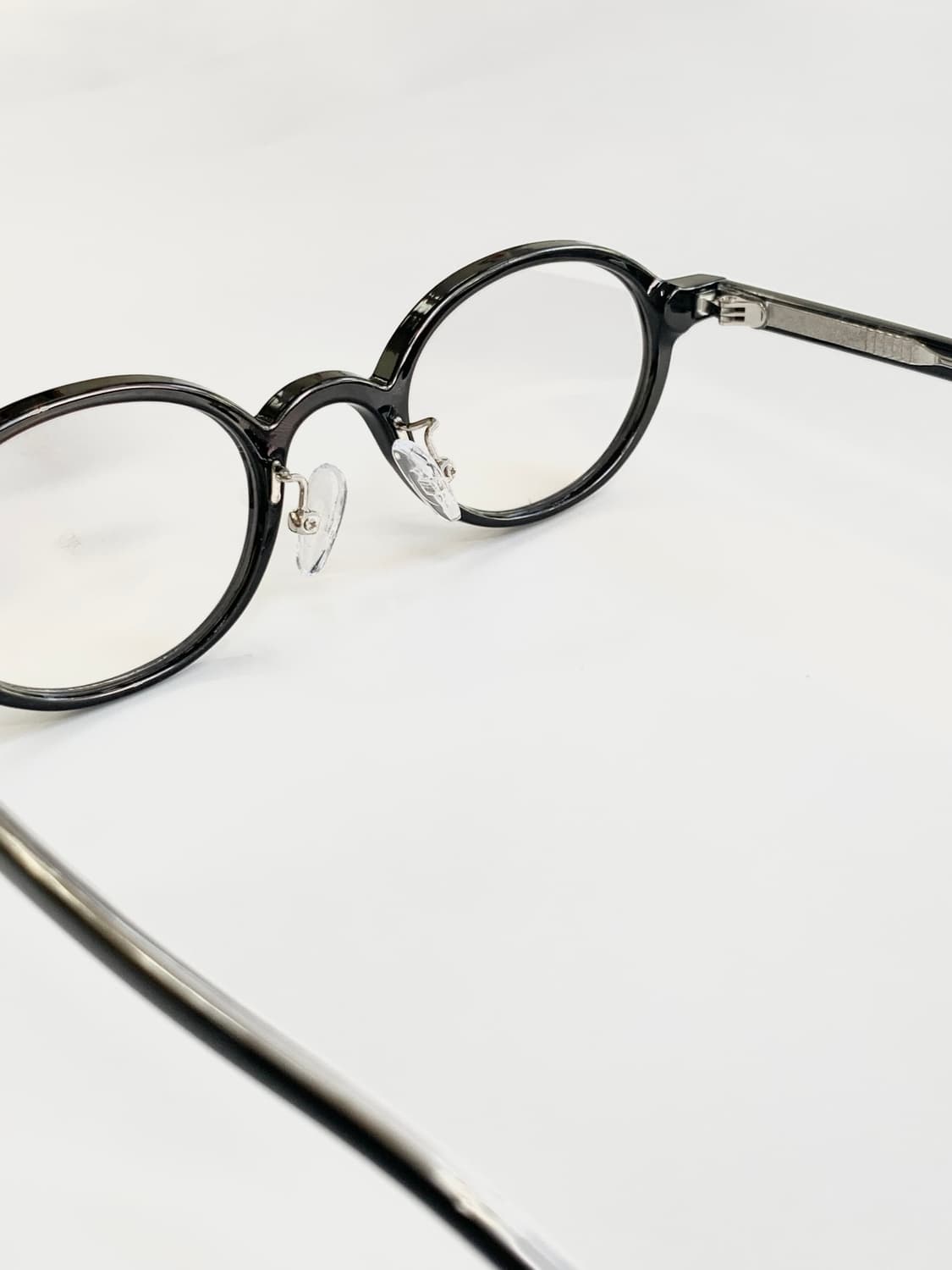 오벌 온테 블랙  코받침있는 뿔테 328 상품이미지5