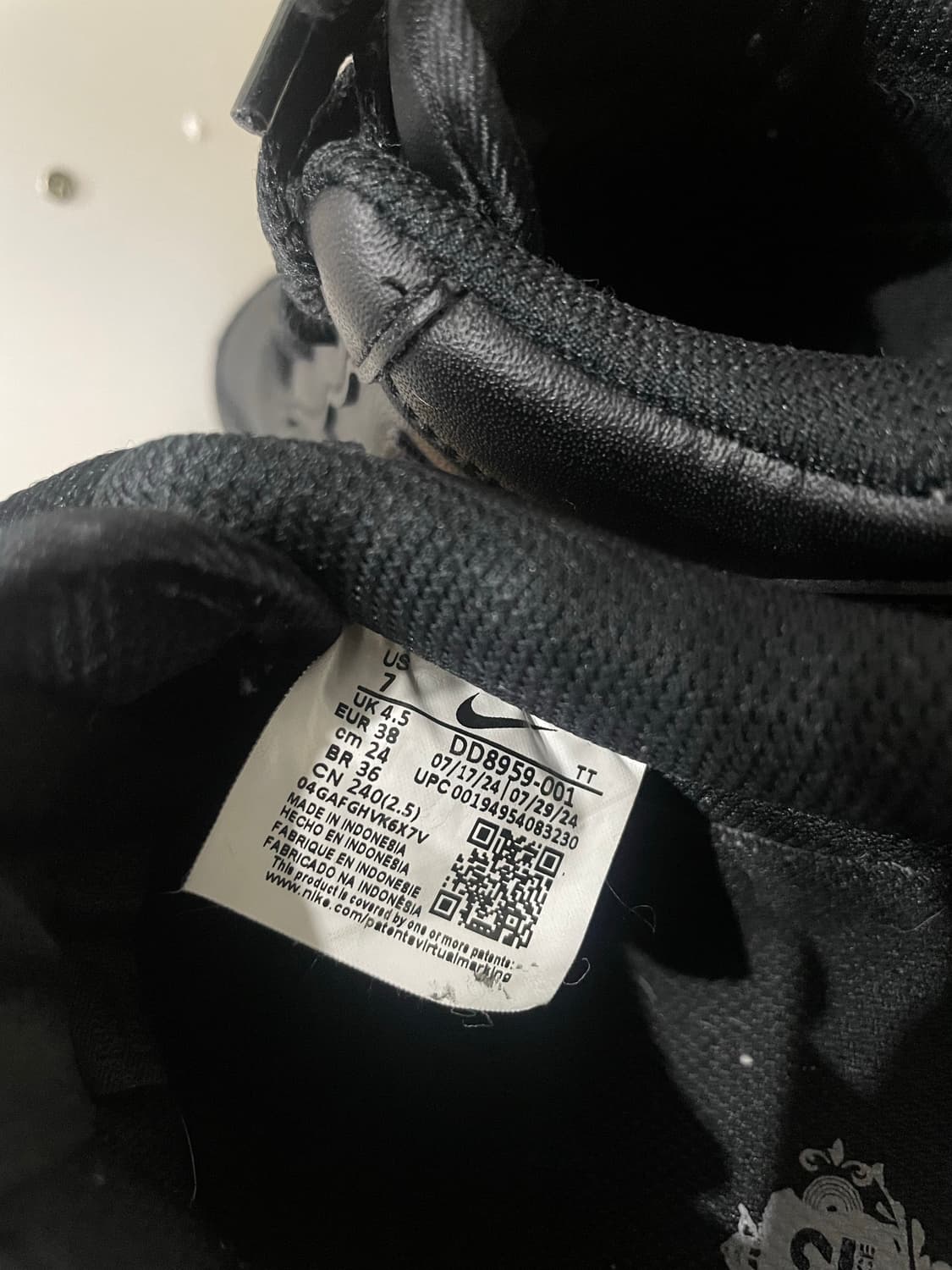 나이키 W 에어포스1 올블랙 240 상품이미지6