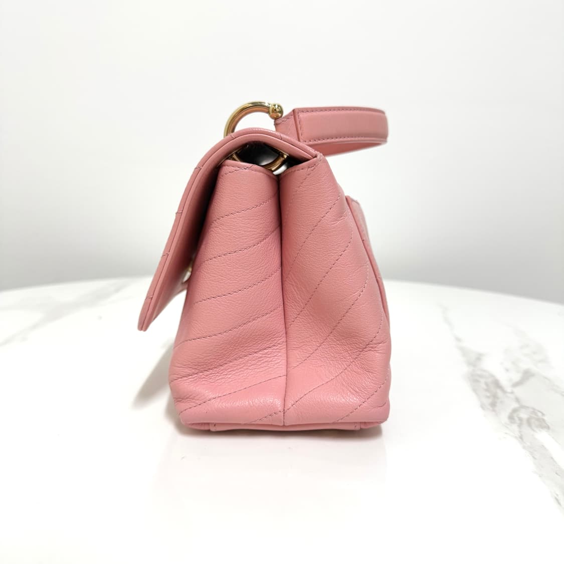 샤넬 쉐브론 탑핸들 크로스백 상품이미지5