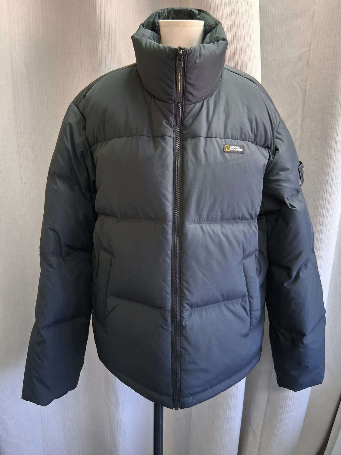 내셔널지오그래픽 숏패딩 카본 블랙 S/M#신품급 상품이미지1