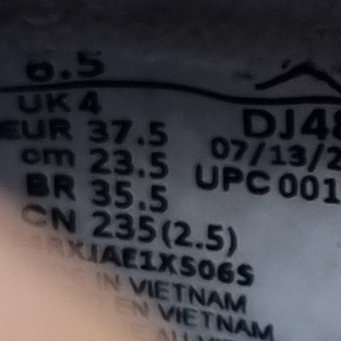 나이키 에어 조던 1 레트로 바시티 레드  하이탑  235 상품이미지6