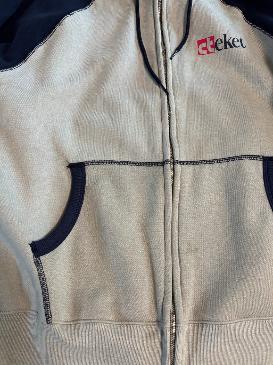 HOLLY ZIP-UP HOODIE-BEIGE 상품이미지4