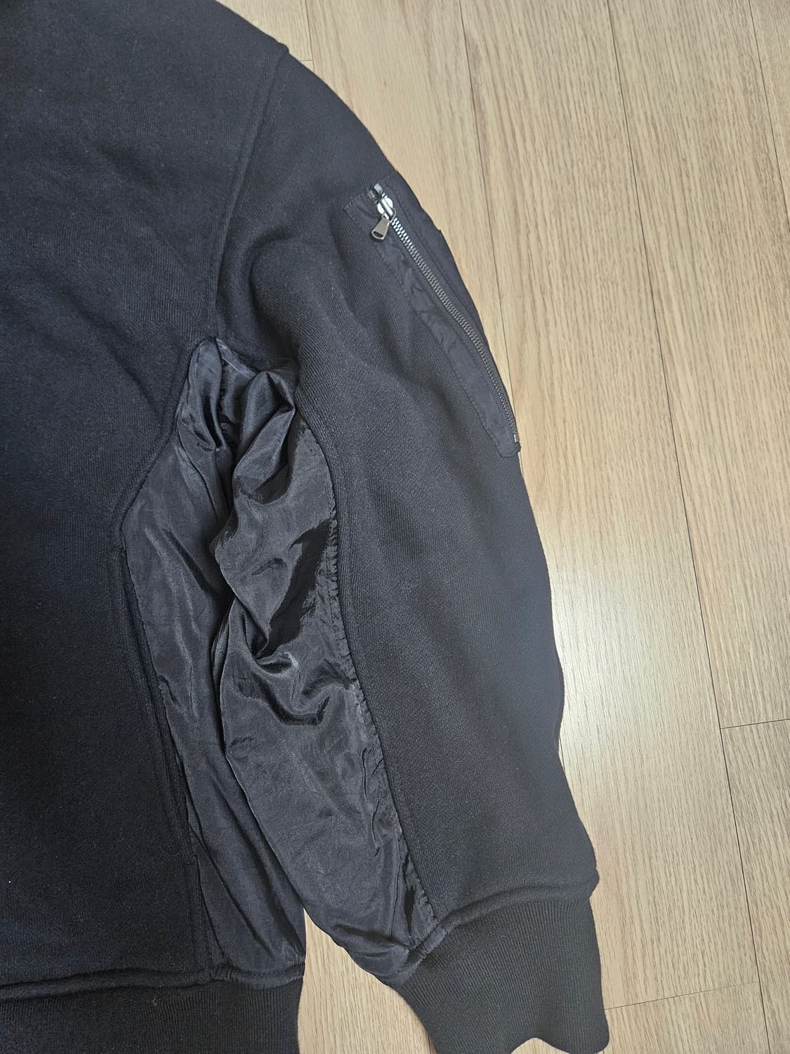 캘빈클라인 반집업 맨투맨 상품이미지2