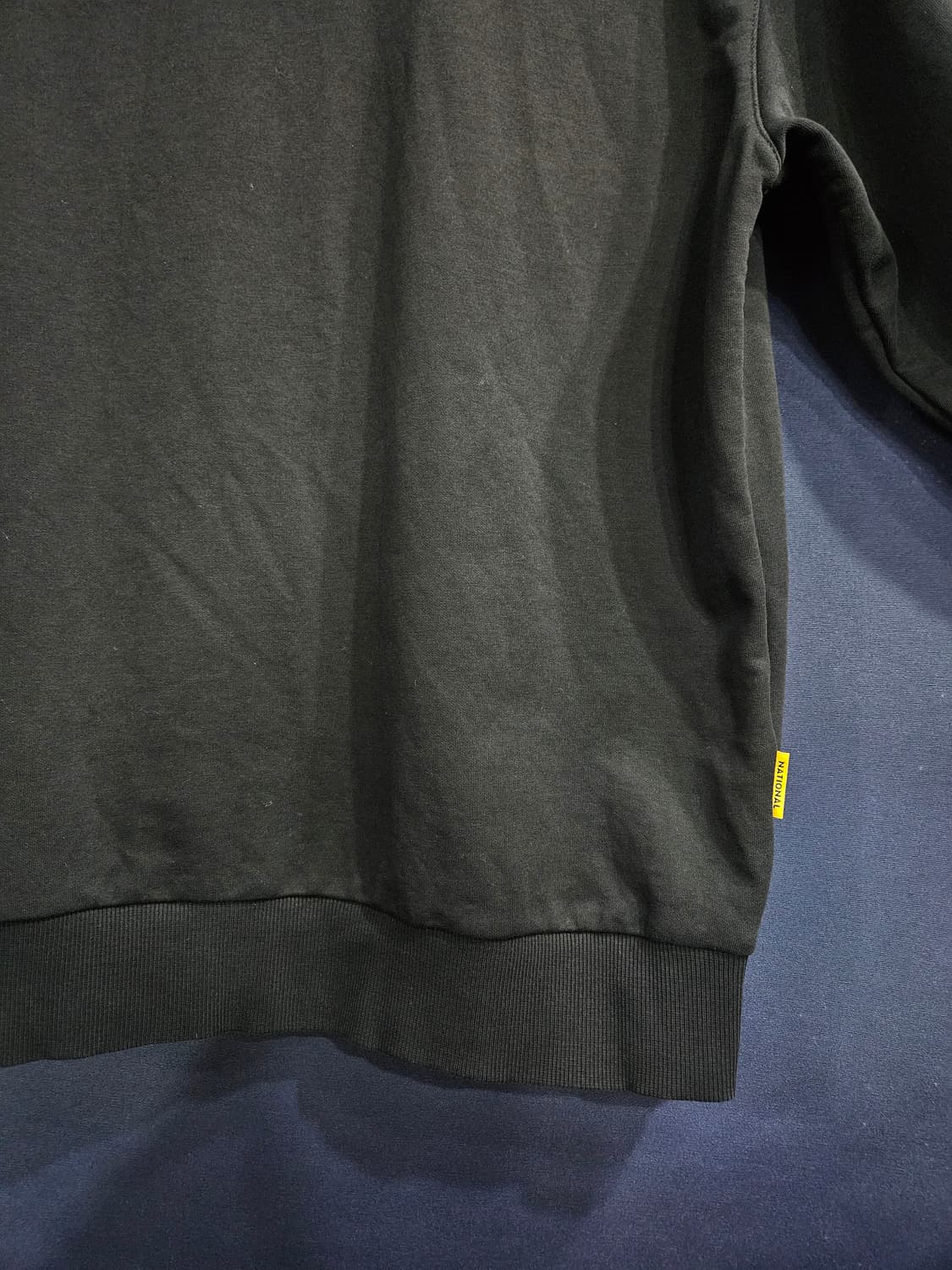 내셔널지오그래픽 블랙 남성 세미오버핏 95 맨투맨  상품이미지6