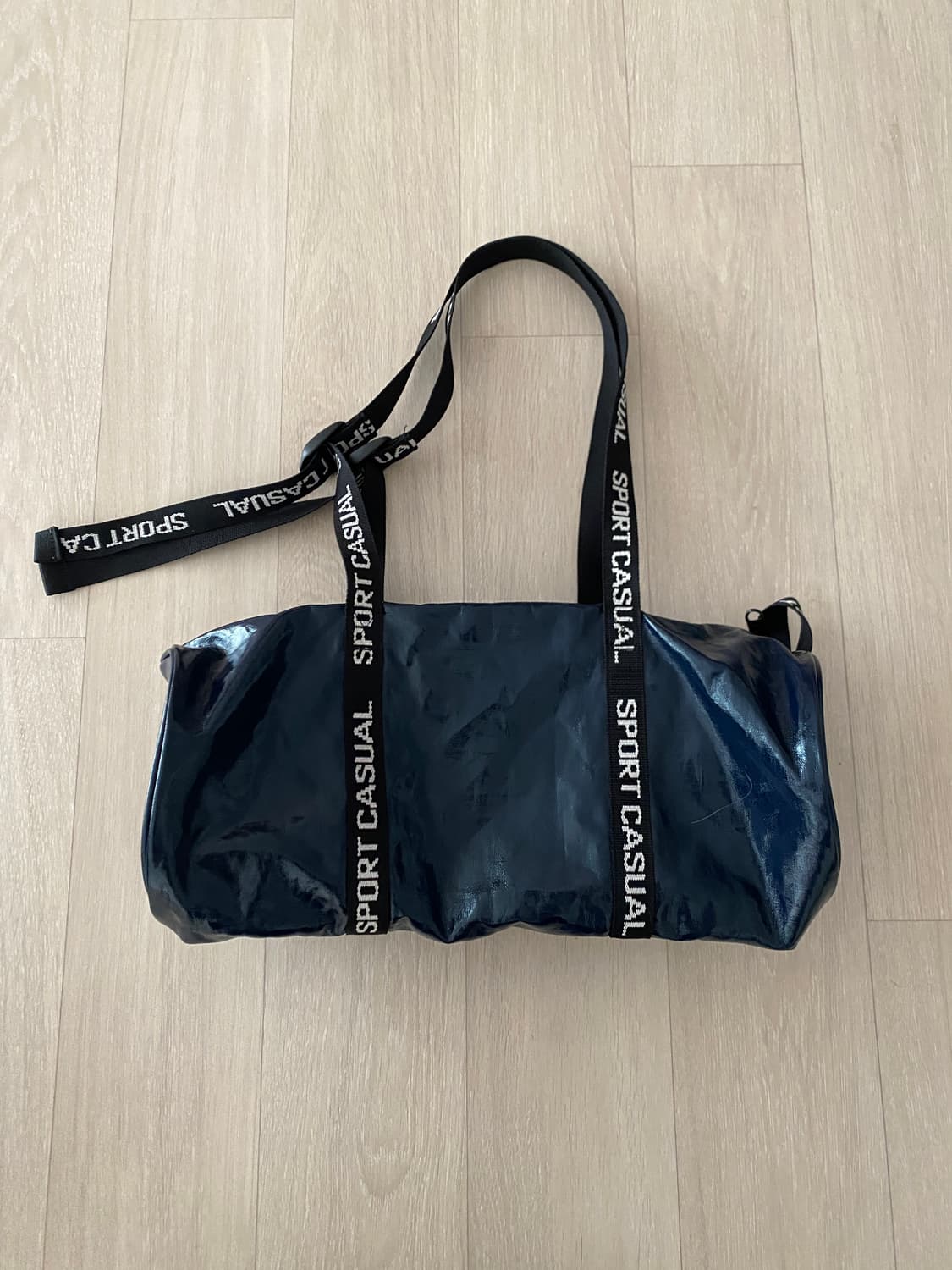 헤리티지플로스 페이턴트 스포츠 짐 백 네이비 상품이미지2