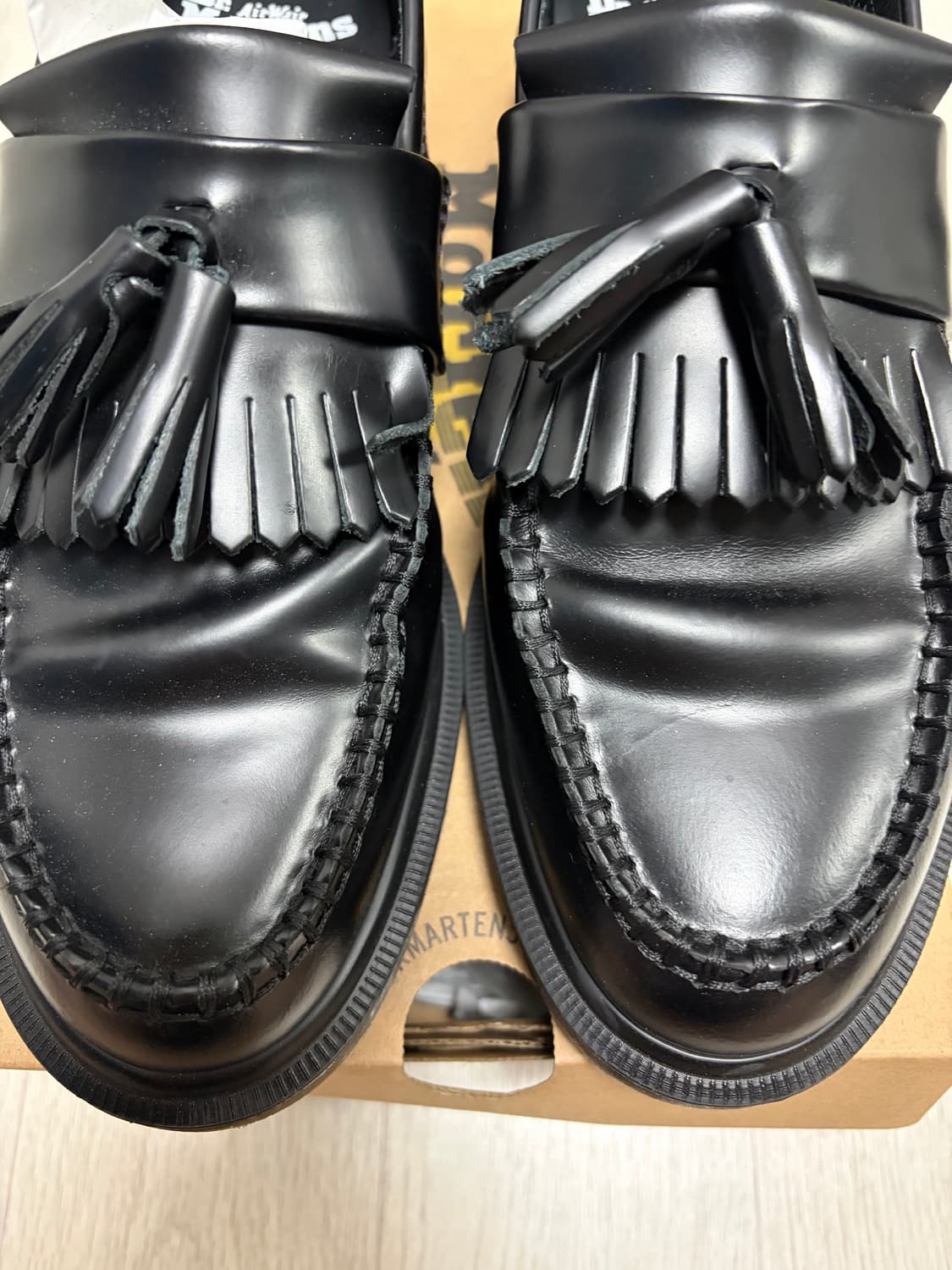 닥터마틴 아드리안 스무스 블랙 / 14573001 UK7(260) 상품이미지2