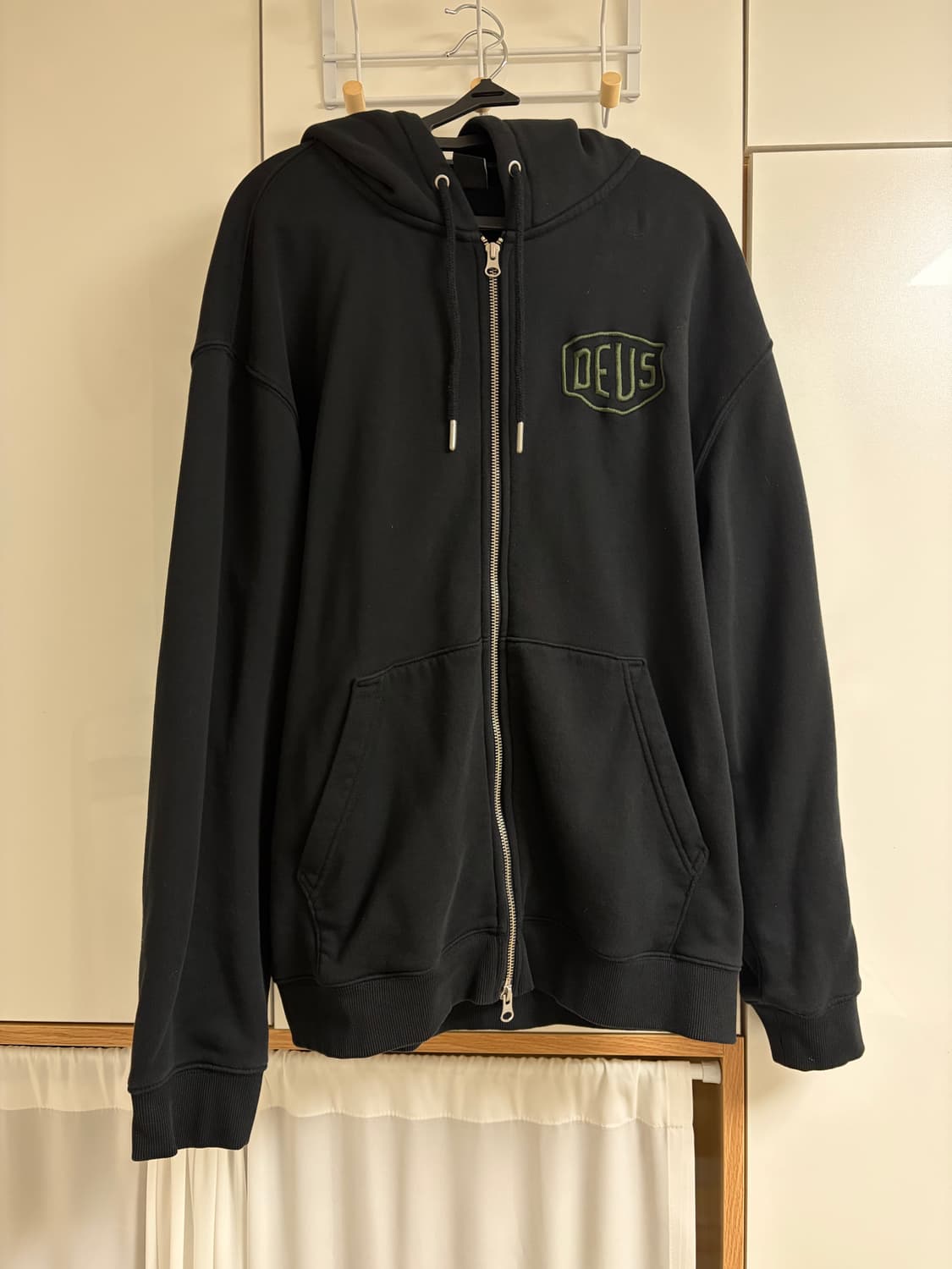 데우스엑스마키나 여의도 한정판 후드집업 XL 상품이미지3