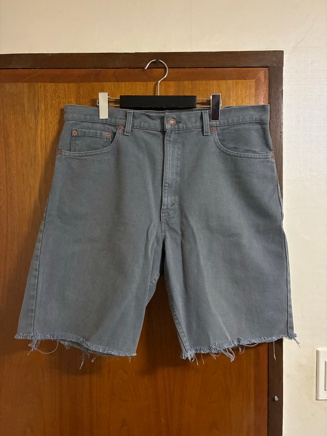 VINTAGE LEVIS 550 CUT JEANS 상품이미지1